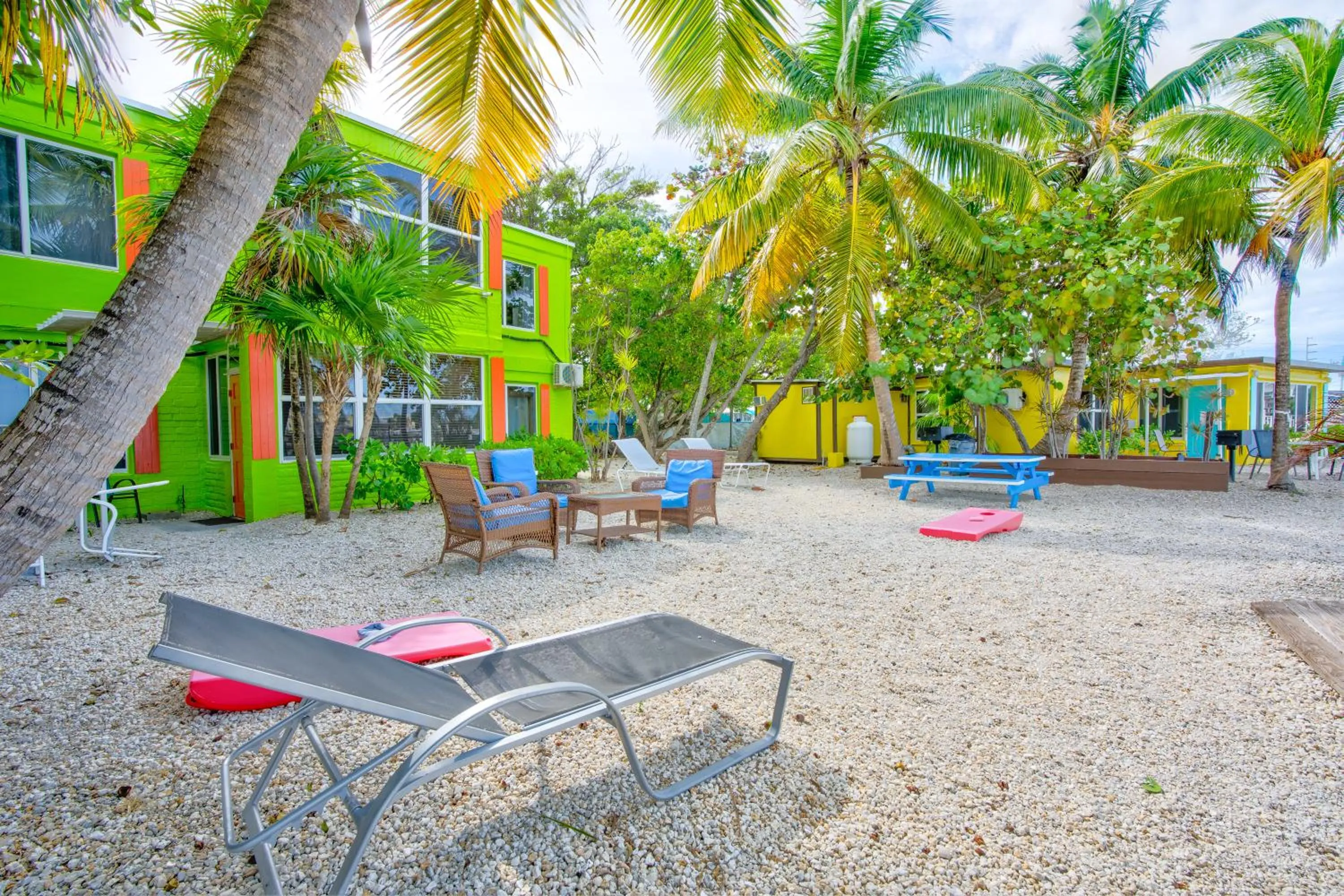 Captain Pip's Marina & Hideaway