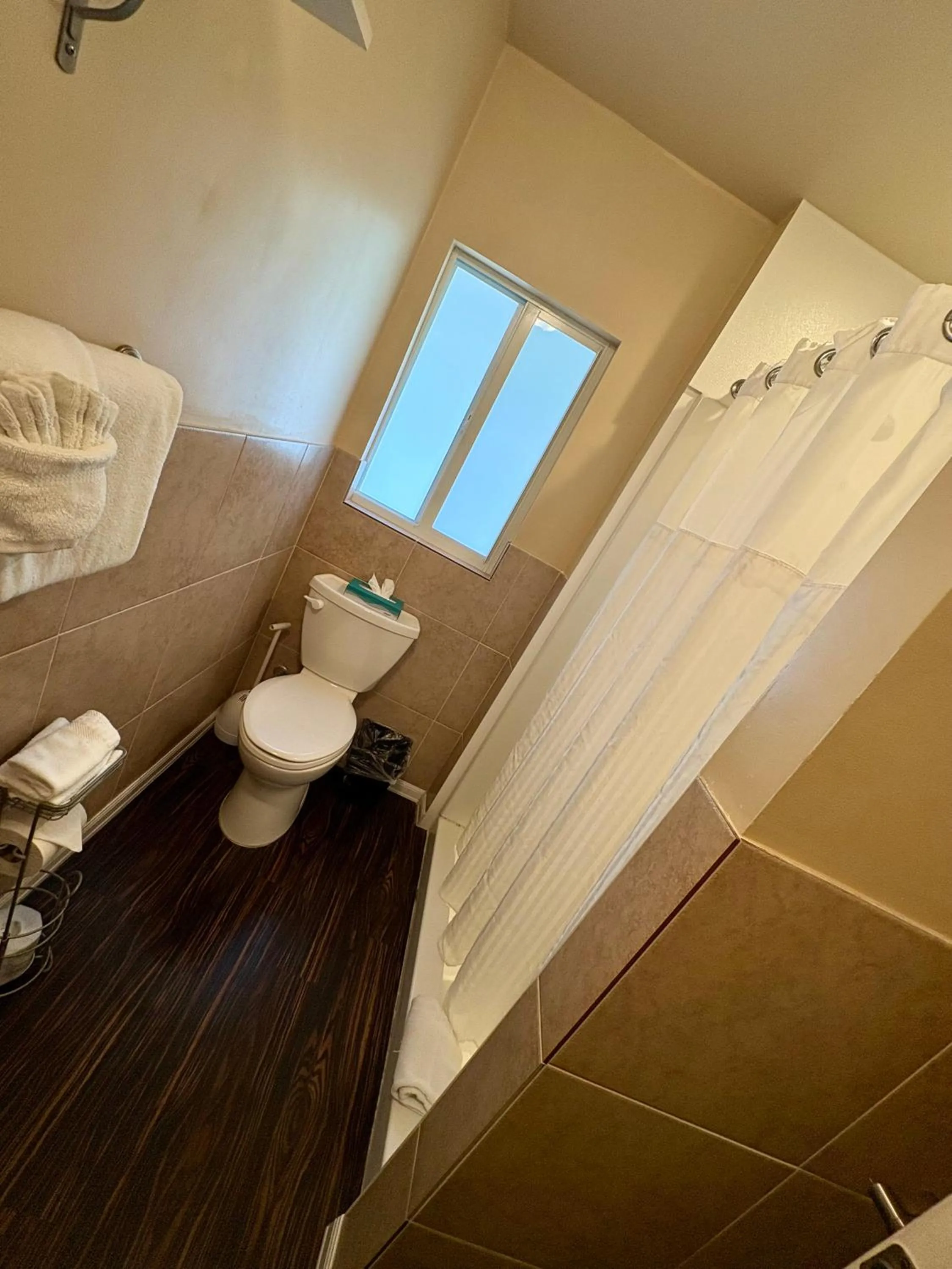 Captain Pip's Marina & Hideaway