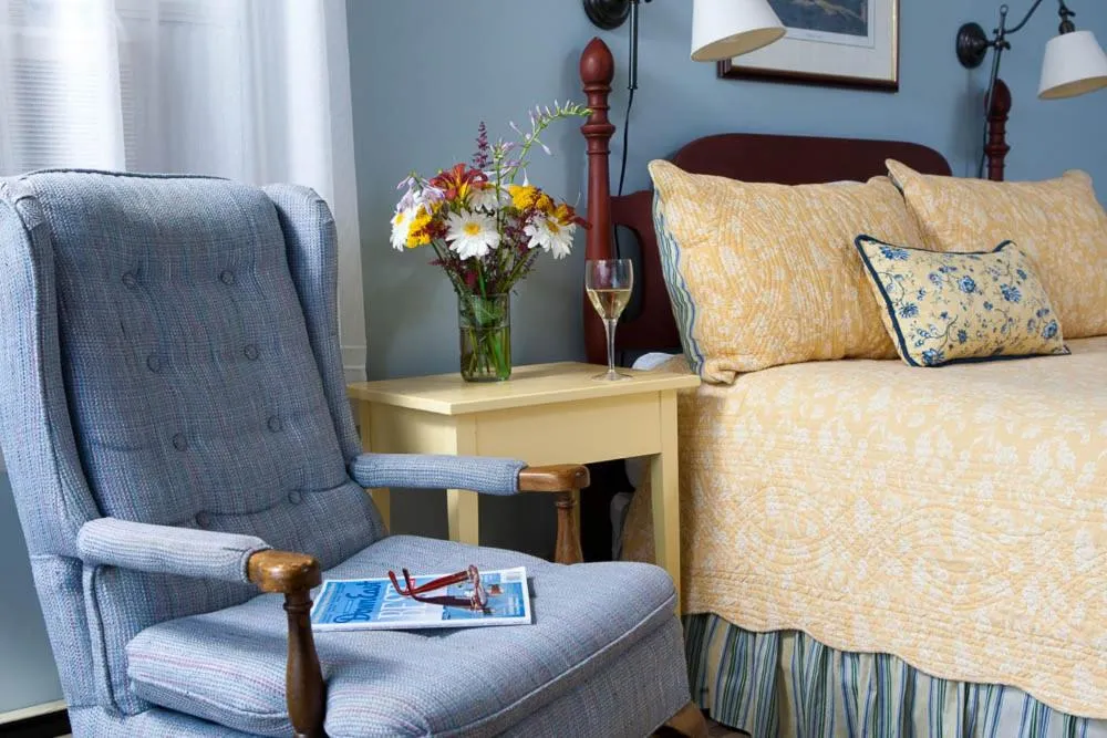 Bedroom in Dockside Guest Quarters