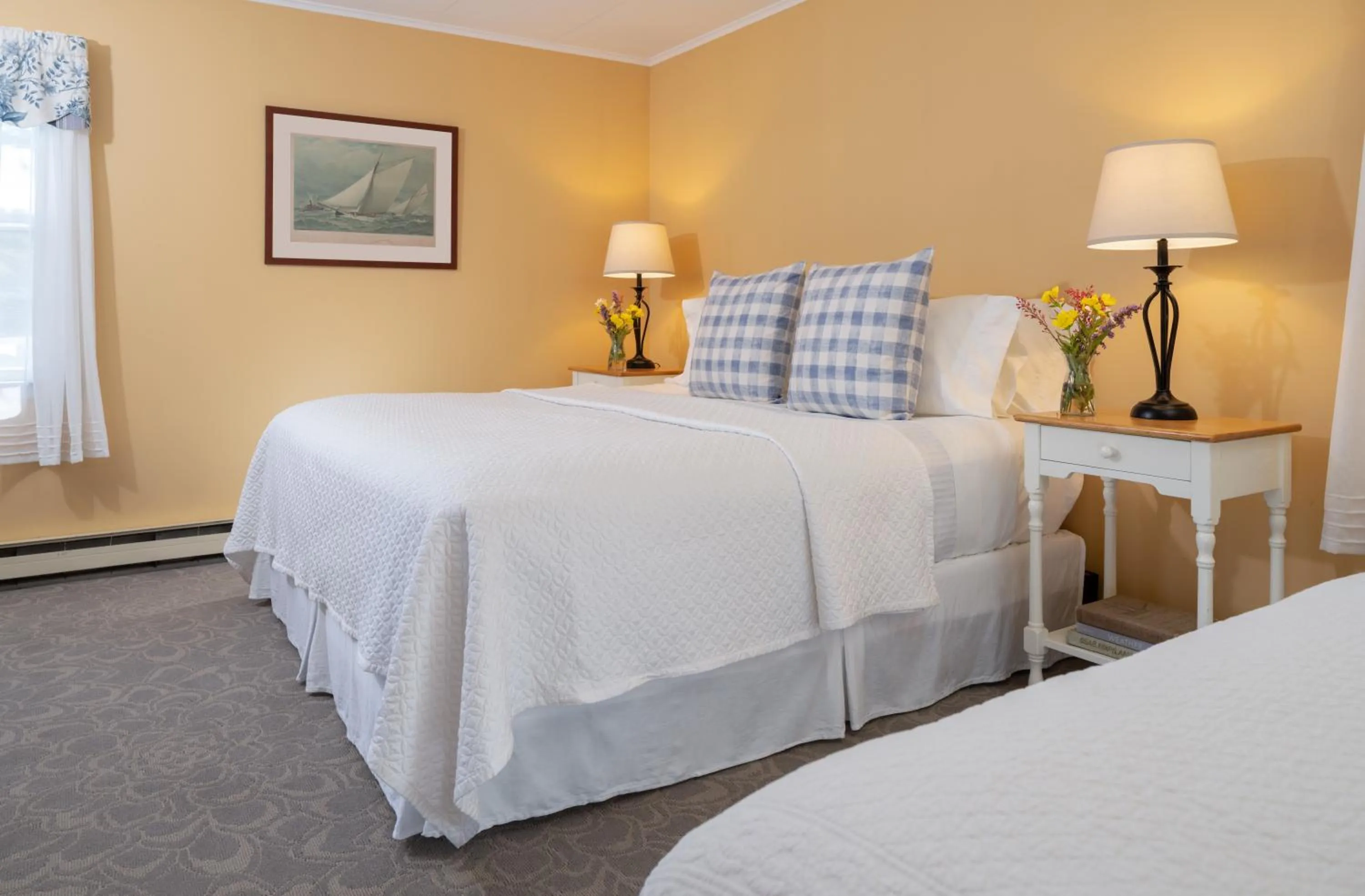 Bedroom, Bed in Dockside Guest Quarters