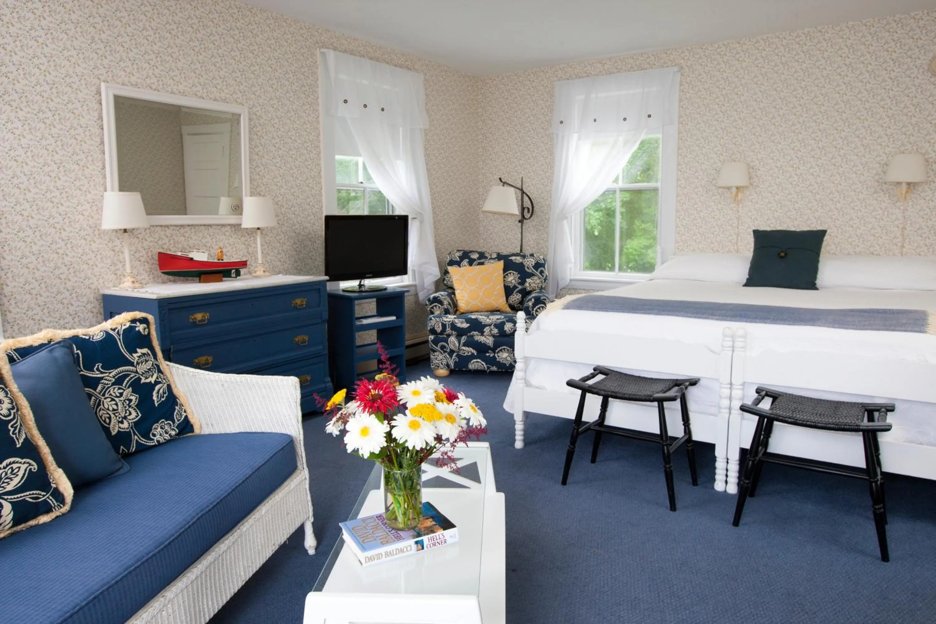 Day in Dockside Guest Quarters