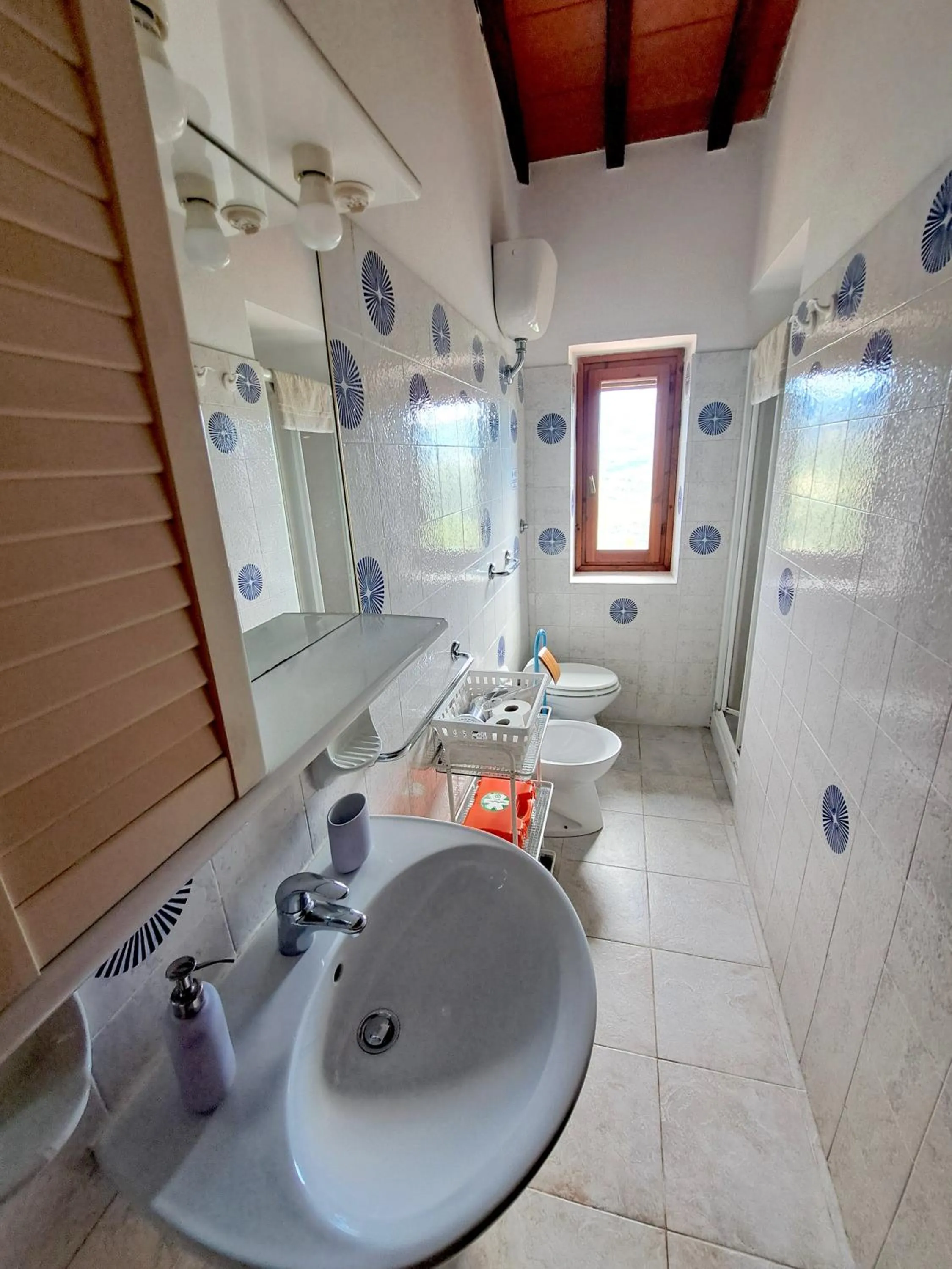 Bathroom in La Favilletta Casa Vacanze