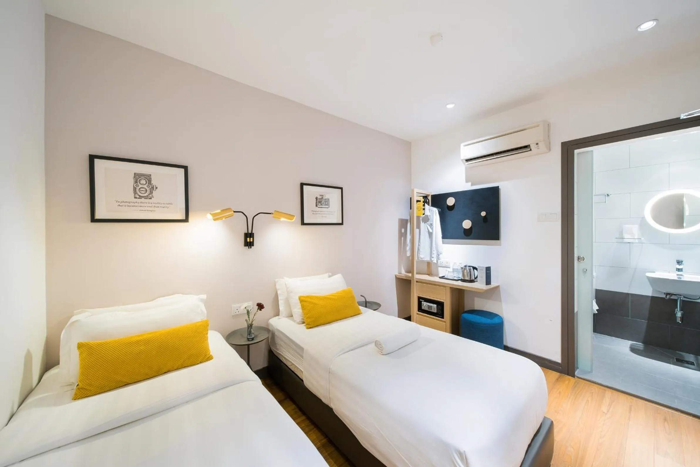 Bedroom, Bed in Gold3 Boutique Hotel