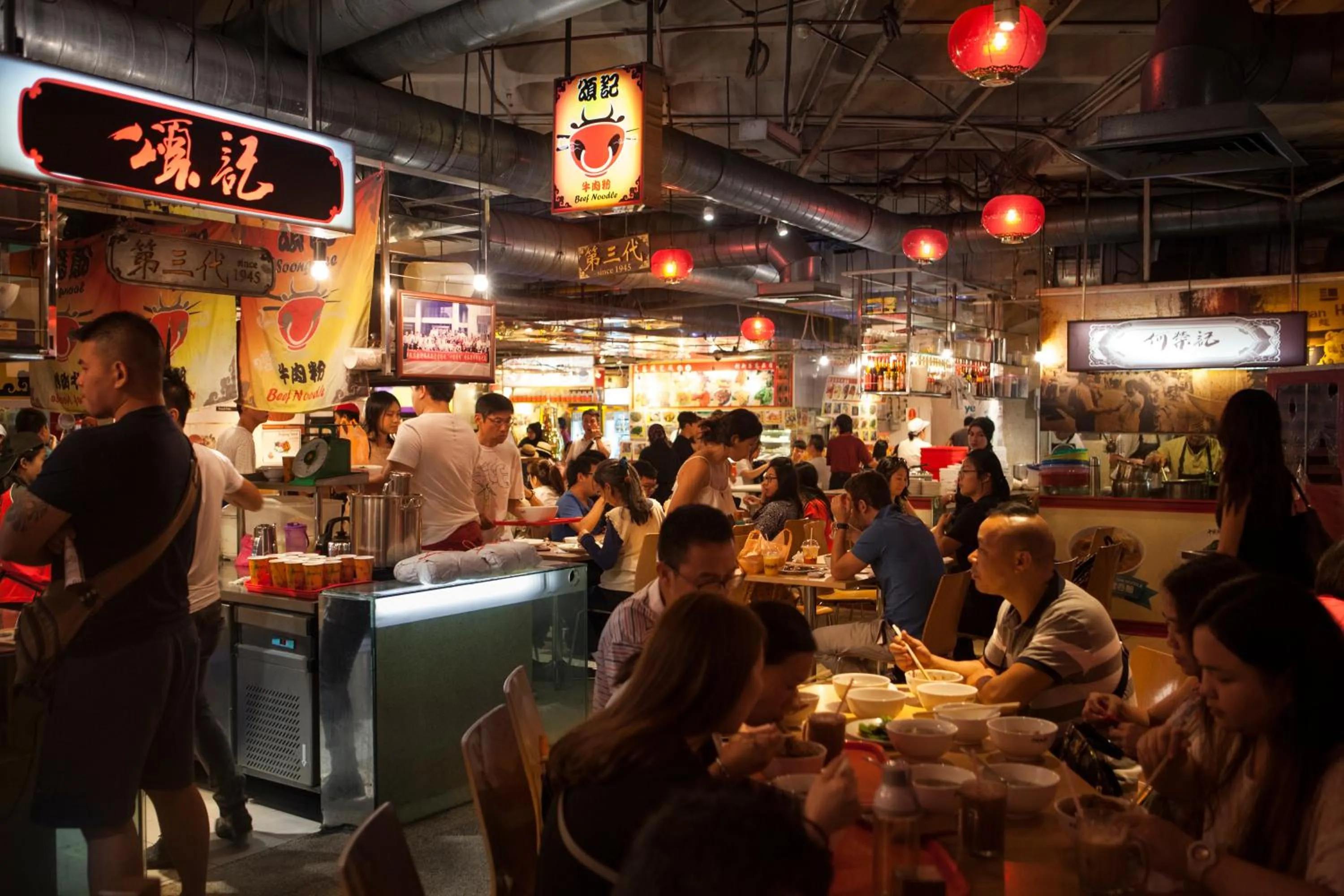 Restaurant/places to eat in Gold3 Boutique Hotel