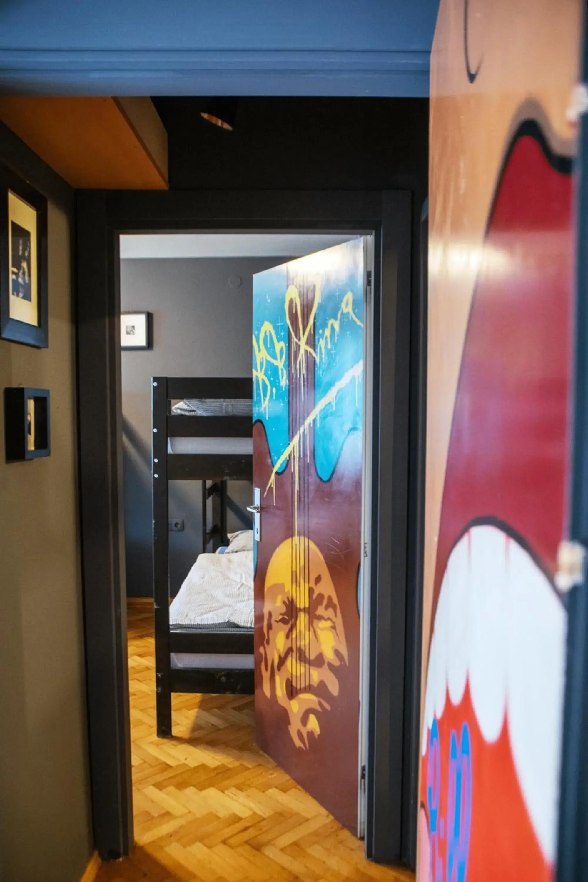 Bed in 4-Bed Mixed Dormitory Room in Sax Pub Hostel Ljubljana Bed in 4-Bed Mixed Dormitory Room in Sax Pub Hostel Ljubljana