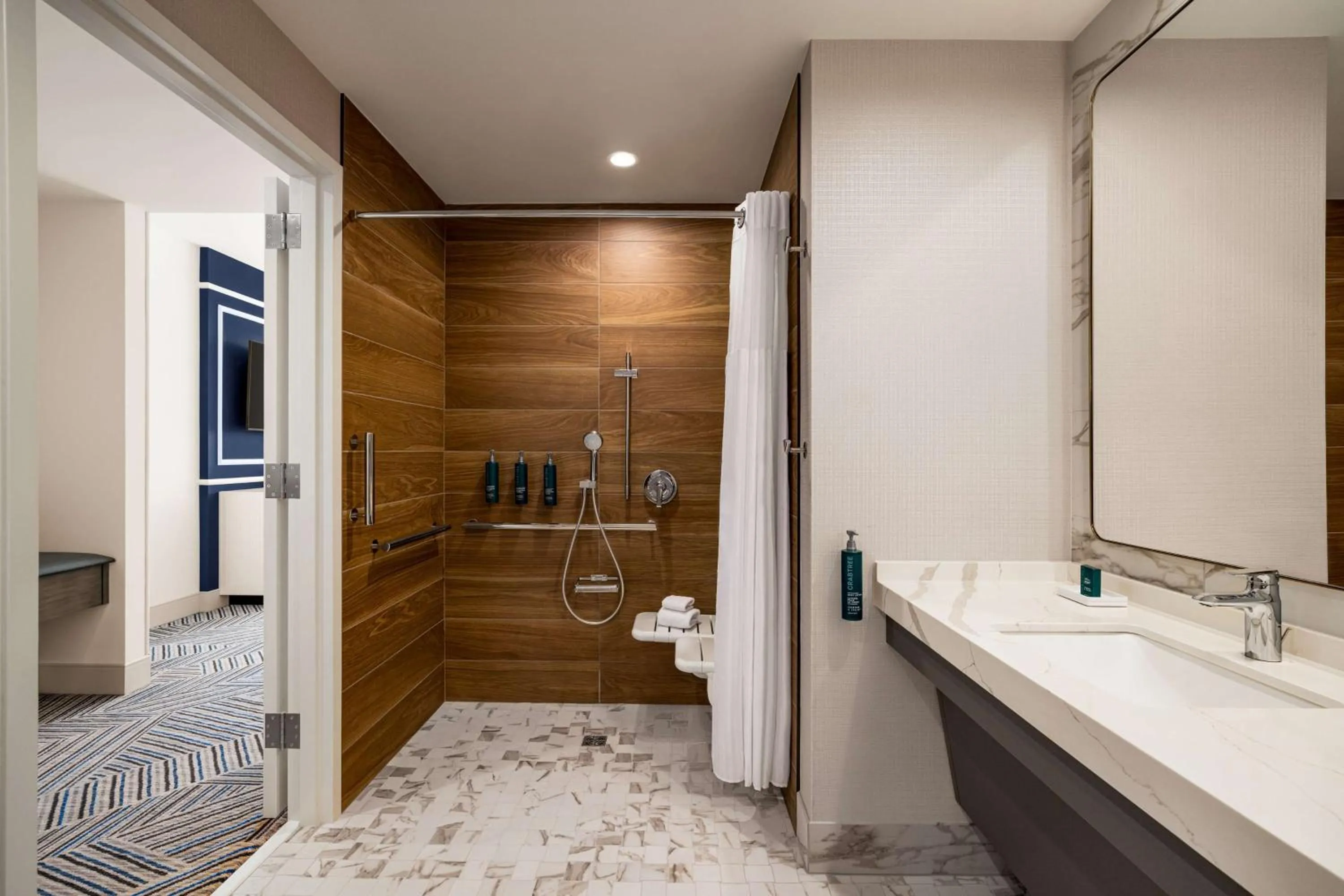 Bathroom in Hilton BNA Nashville Airport Terminal