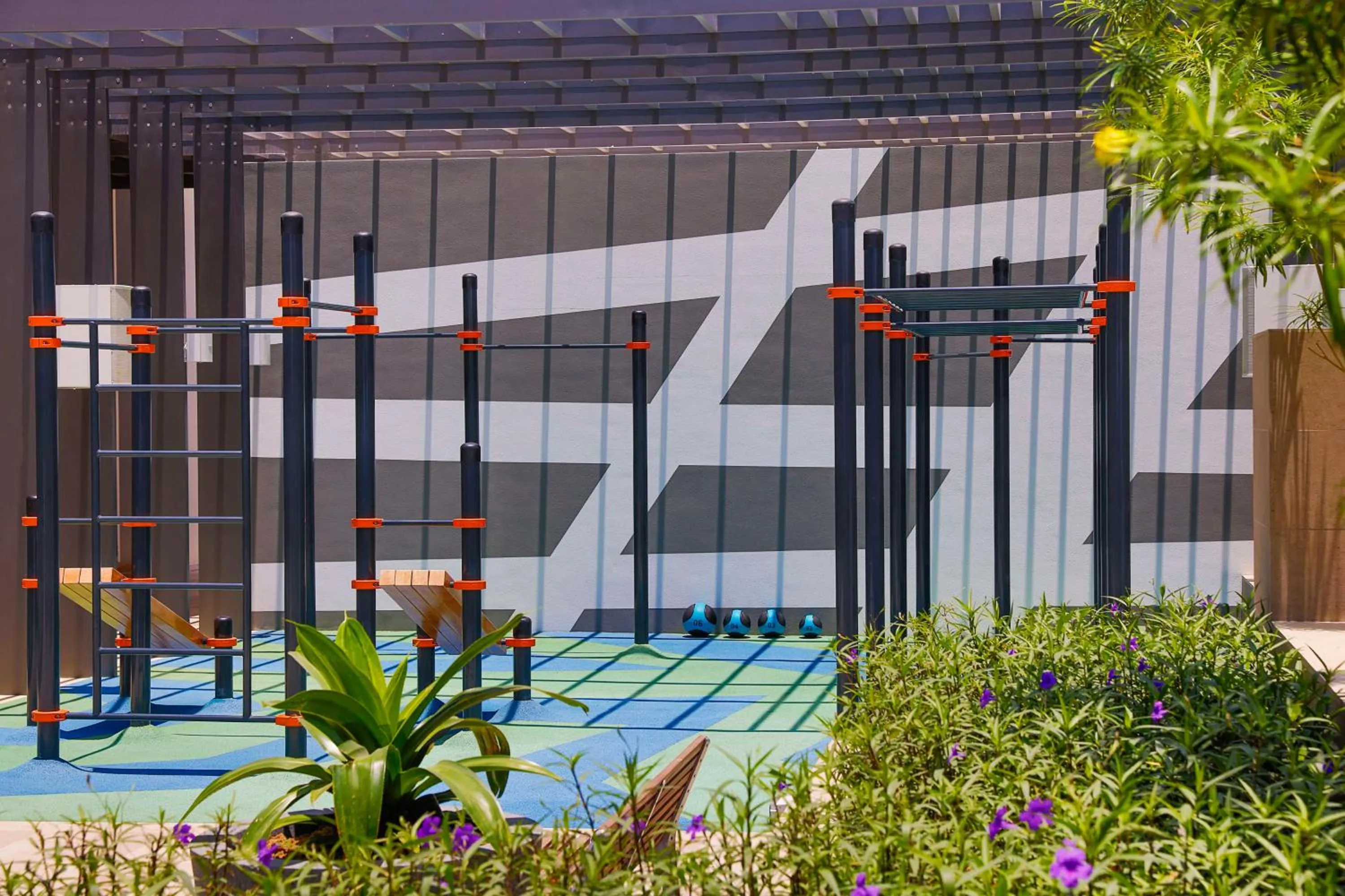 Fitness centre/facilities in Embassy Suites By Hilton Dubai Business Bay