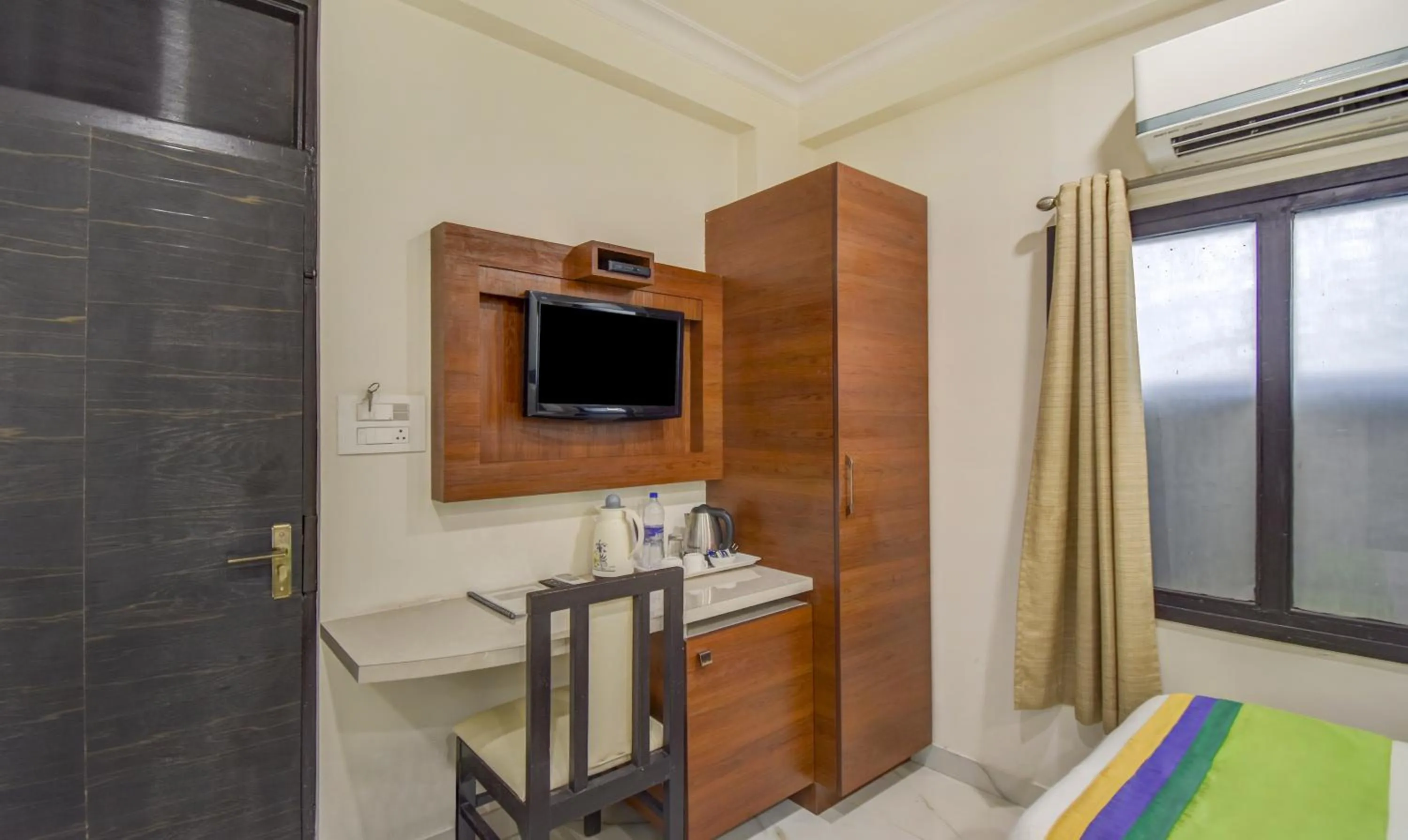 Standard Double Room - single occupancy in Hotel Rockland & Restaurant