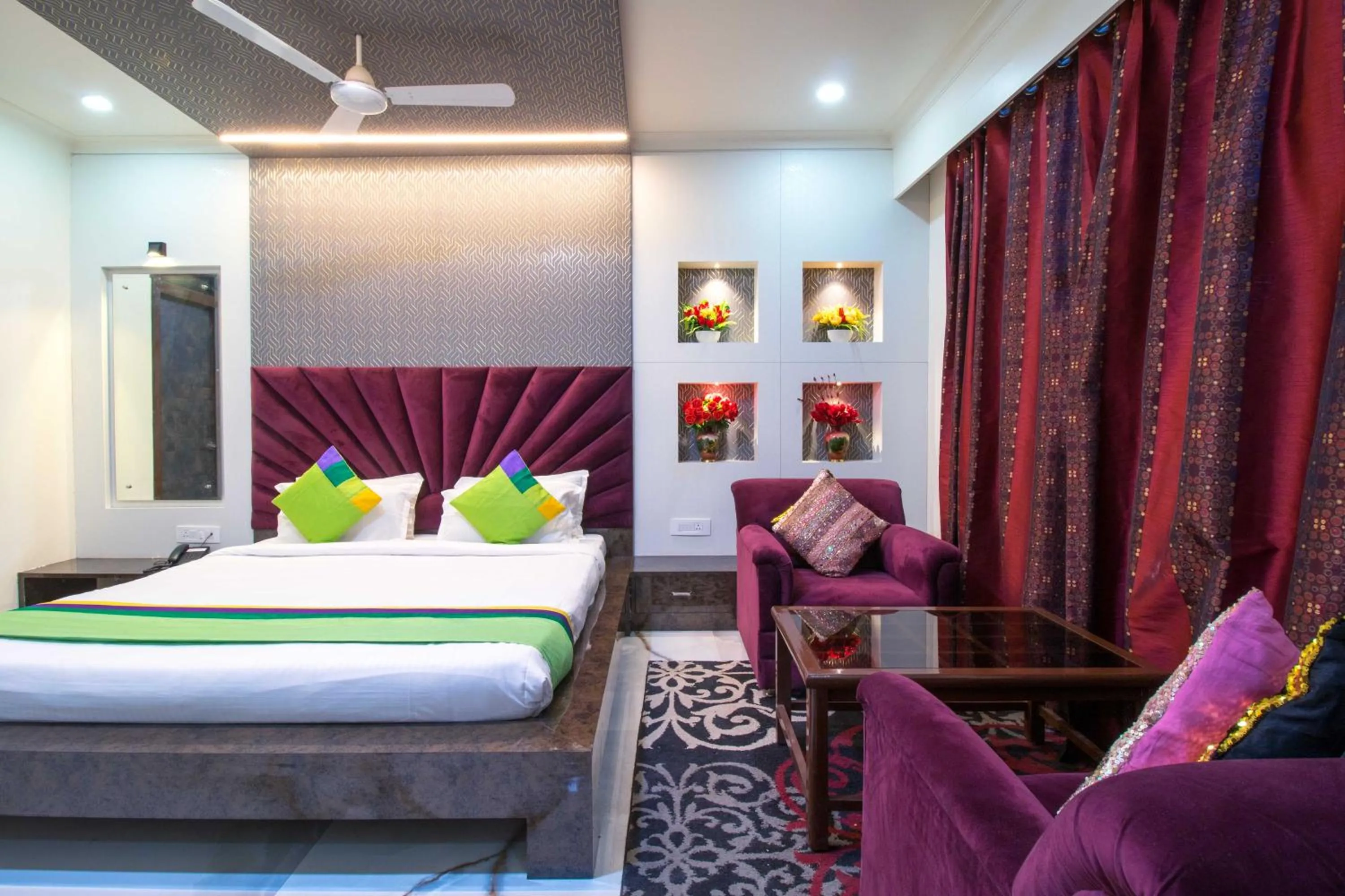 Bedroom, Bed in Hotel Rockland & Restaurant