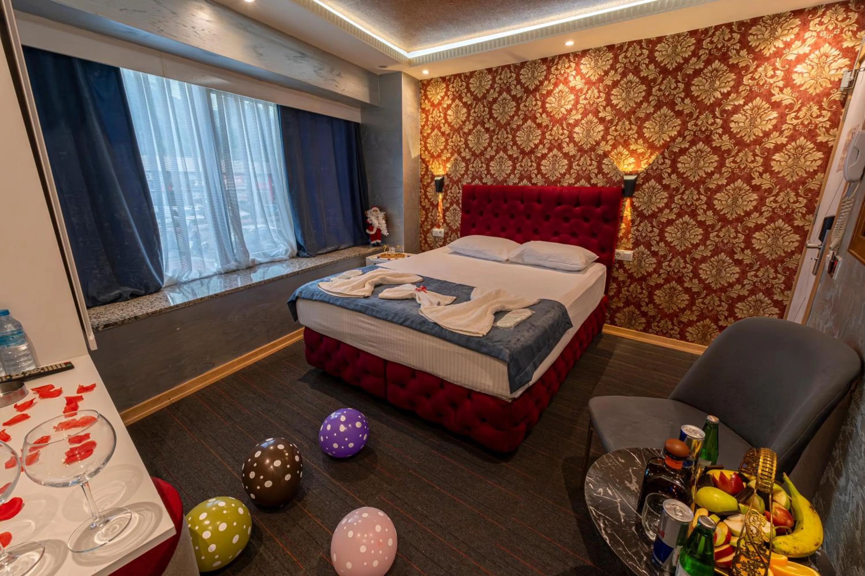 Photo of the whole room, Bed in Stay Suite Hotel