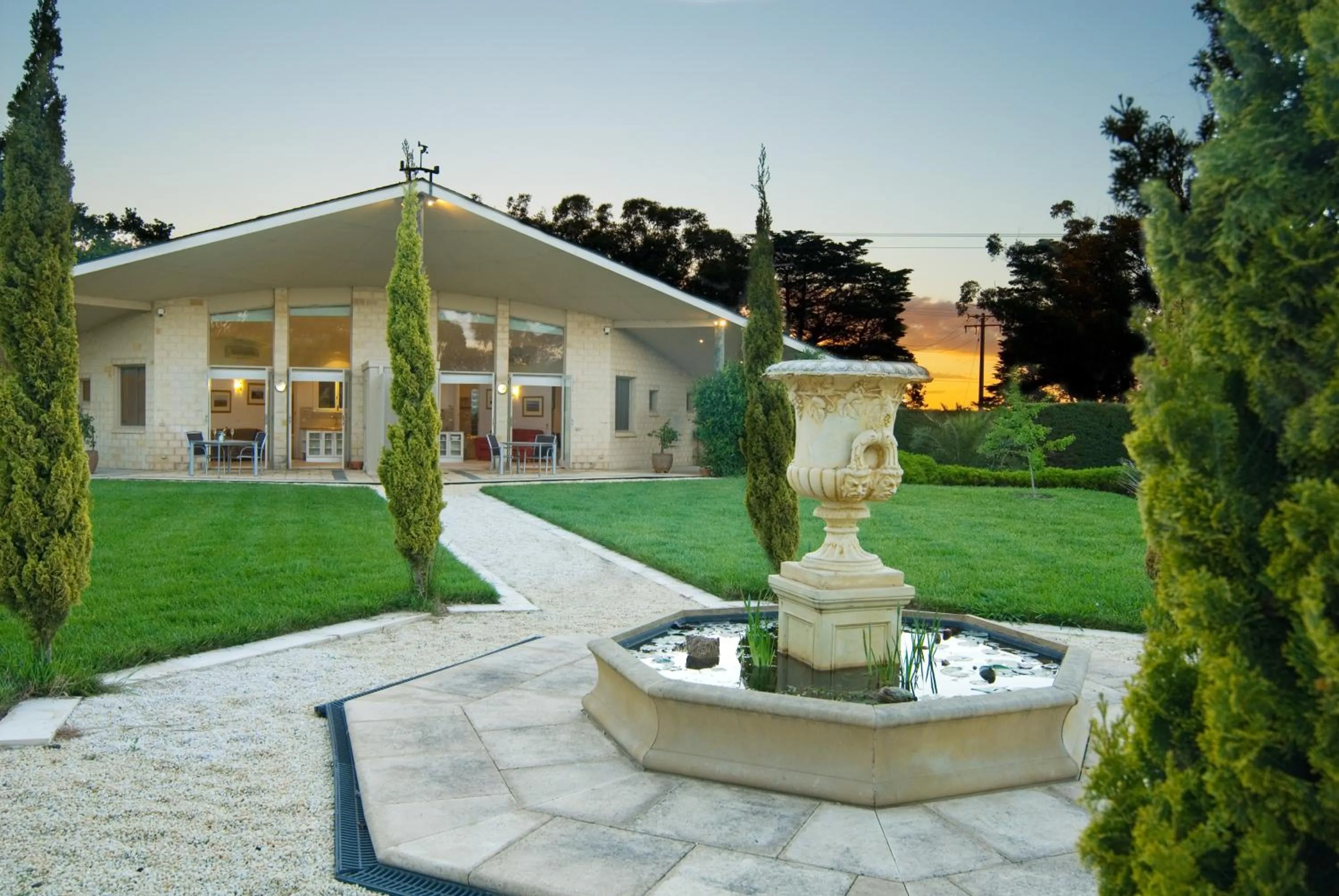 Property Building in The Gatehouse at Villa Raedward