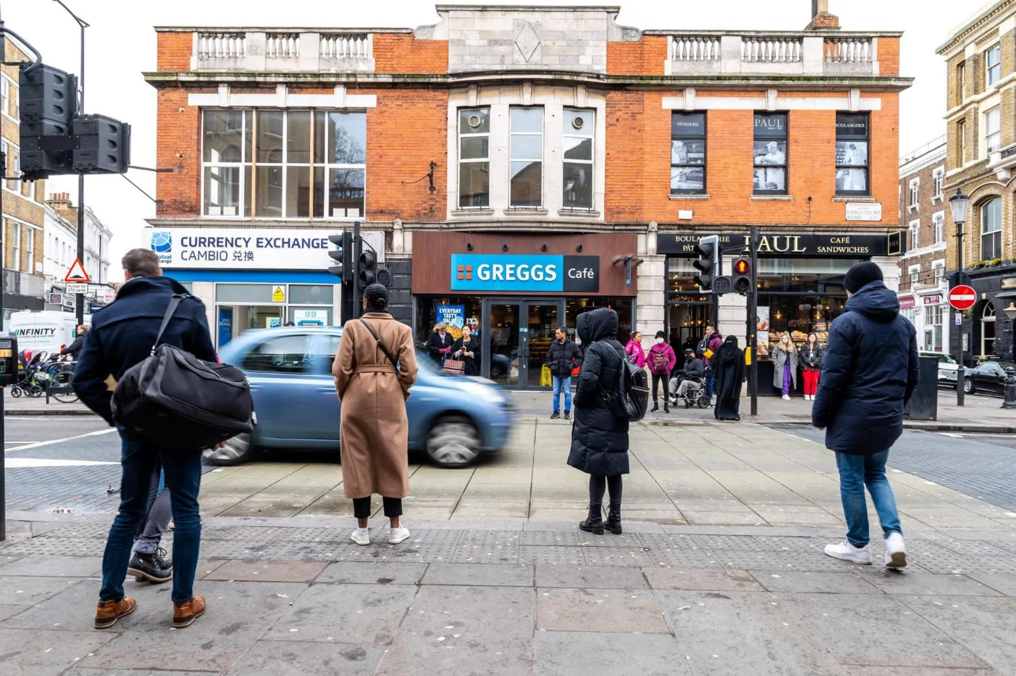 Day in Kensington Rooms - Warwick Road