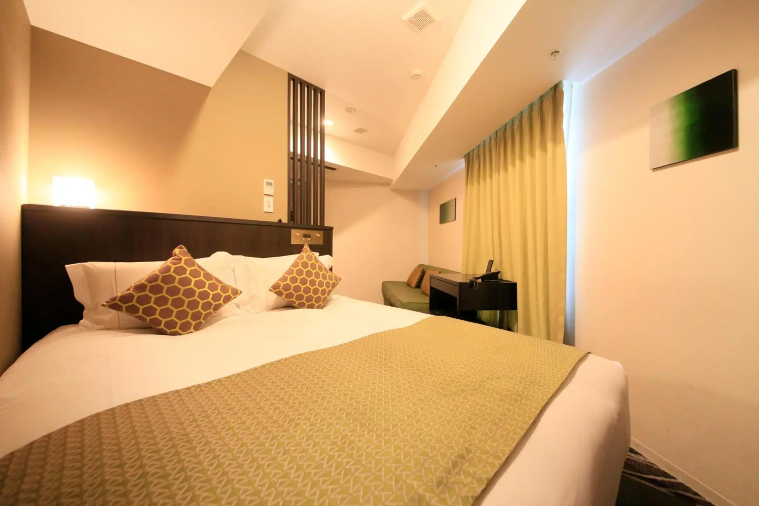 Superior Corner Queen Room - single occupancy - Extra Bed Provided for Triple Use - Non-Smoking in Centurion Hotel Ikebukuro Station Superior Corner Queen Room - single occupancy - Extra Bed Provided for Triple Use - Non-Smoking in Centurion Hotel Ikebukuro Station