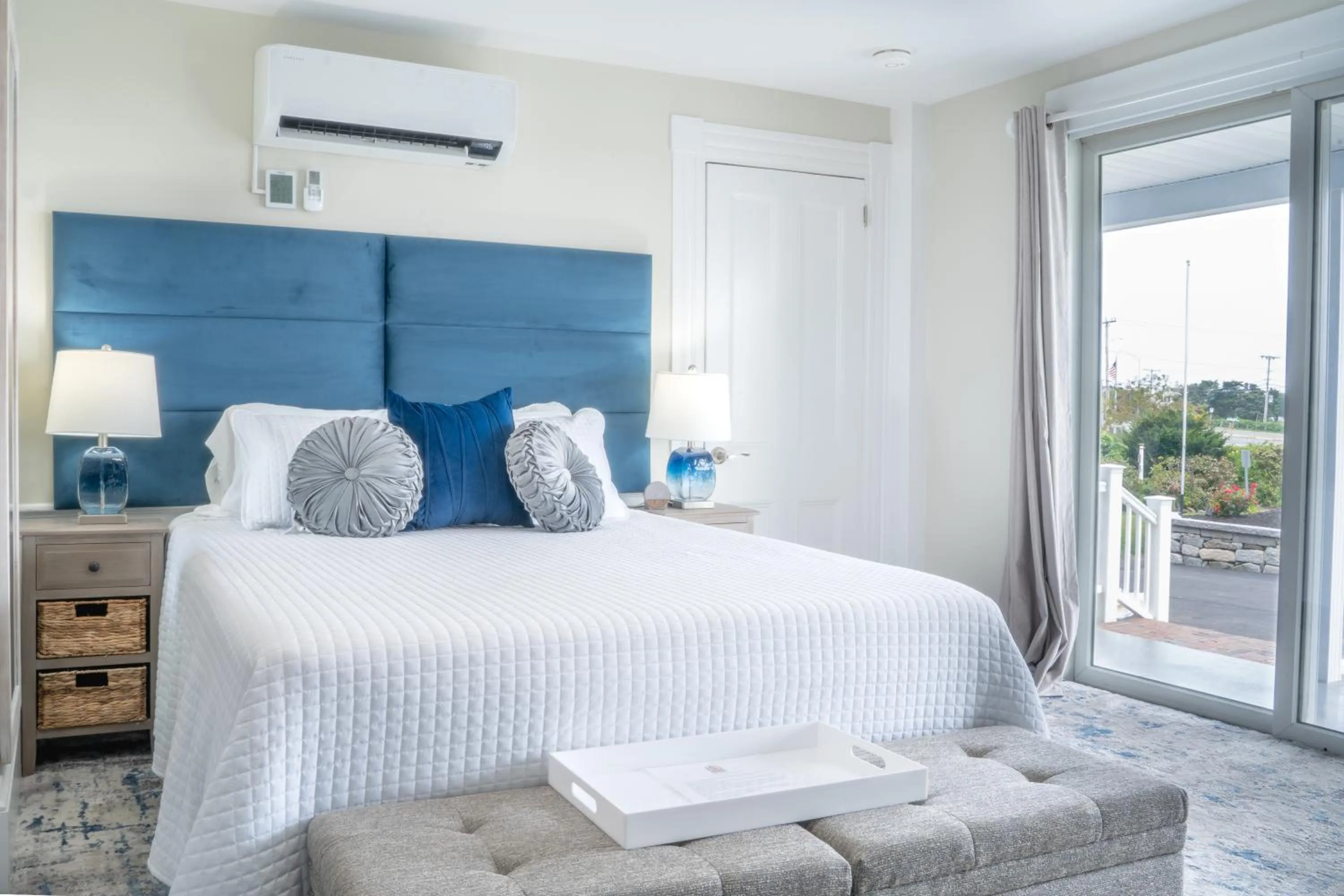 Photo of the whole room, Bed in 935 Ocean, a Beachside Inn