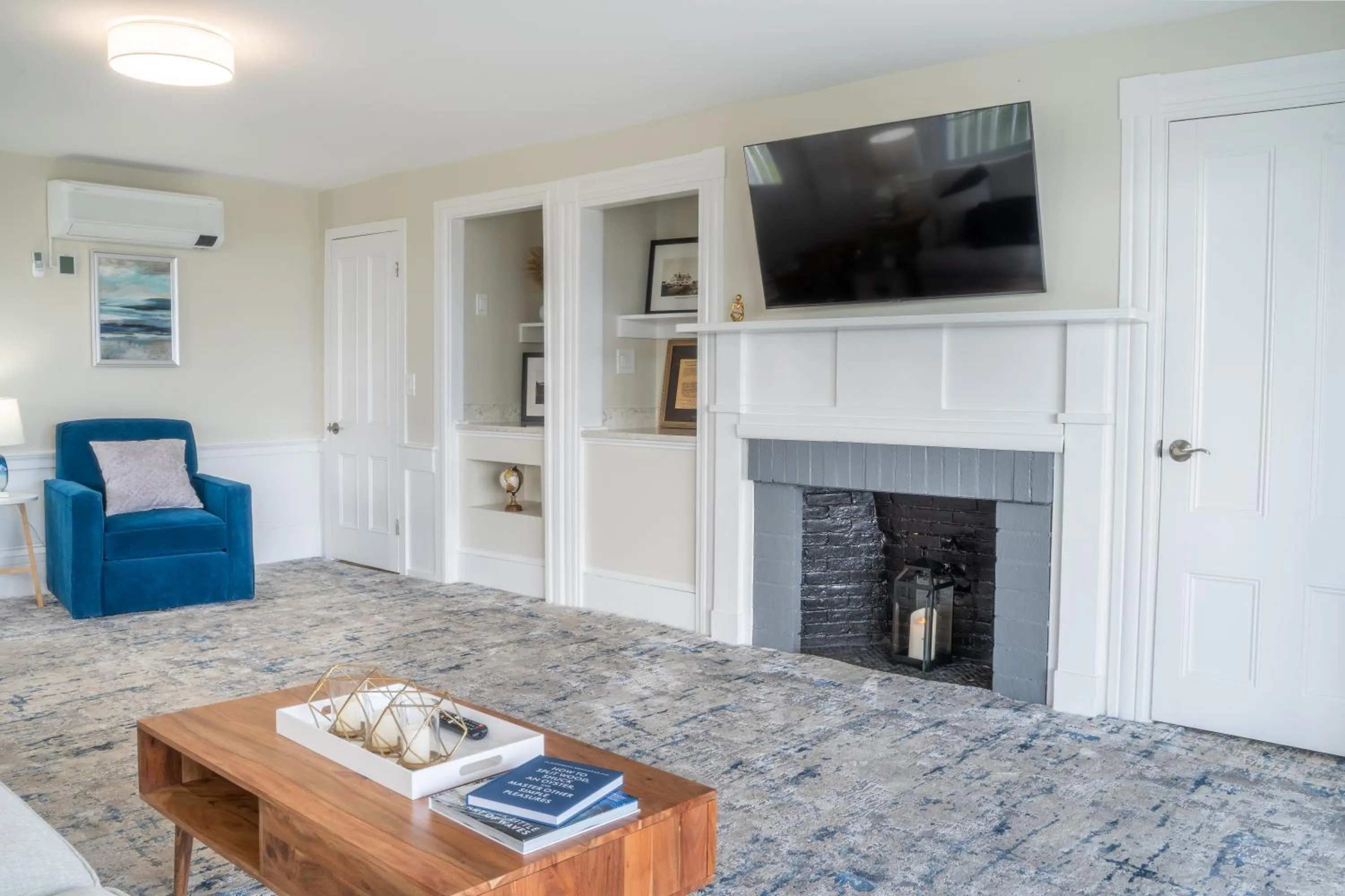 Living room in 935 Ocean, a Beachside Inn