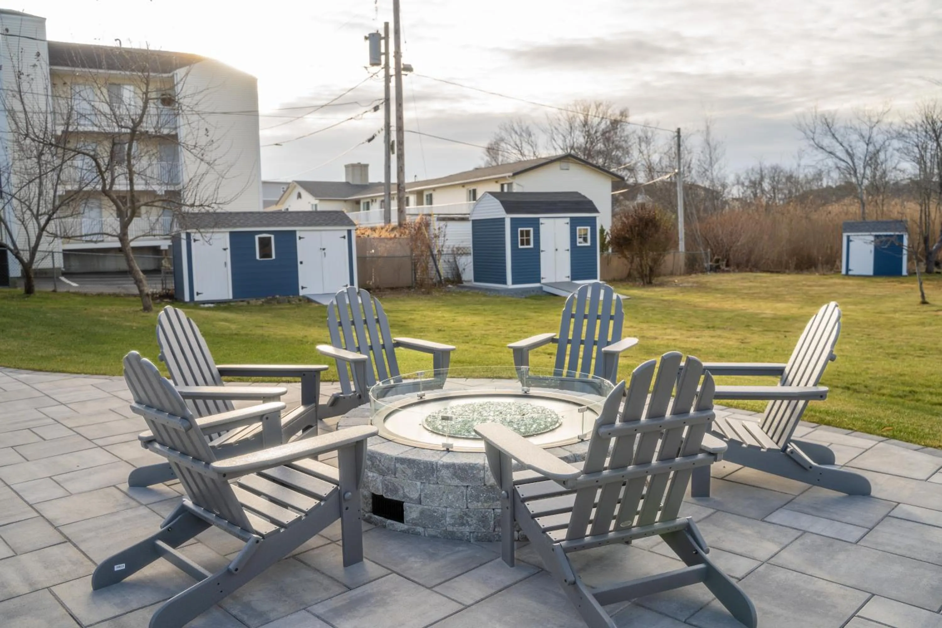 Property building in 935 Ocean, a Beachside Inn