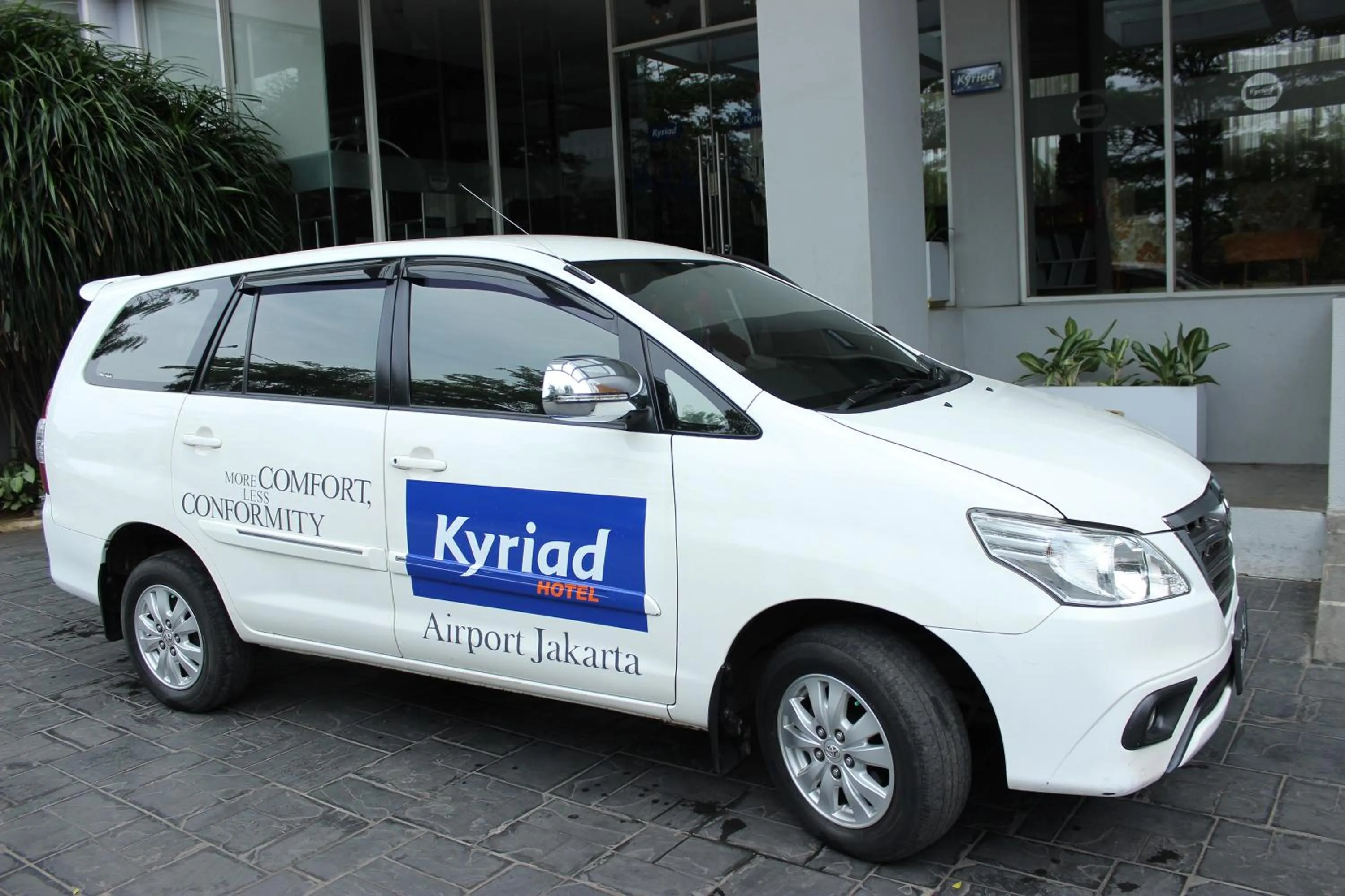 Lobby or reception in Kyriad Hotel Airport Jakarta