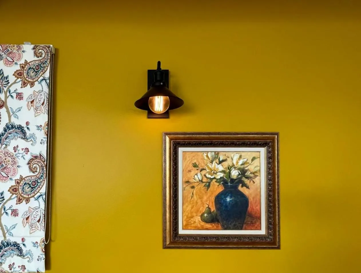 Dining area in Paternoster Manor