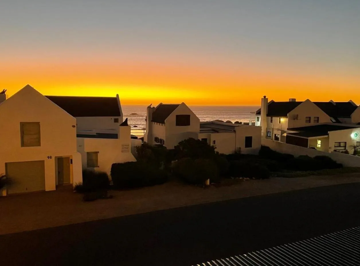 Property building in Paternoster Manor