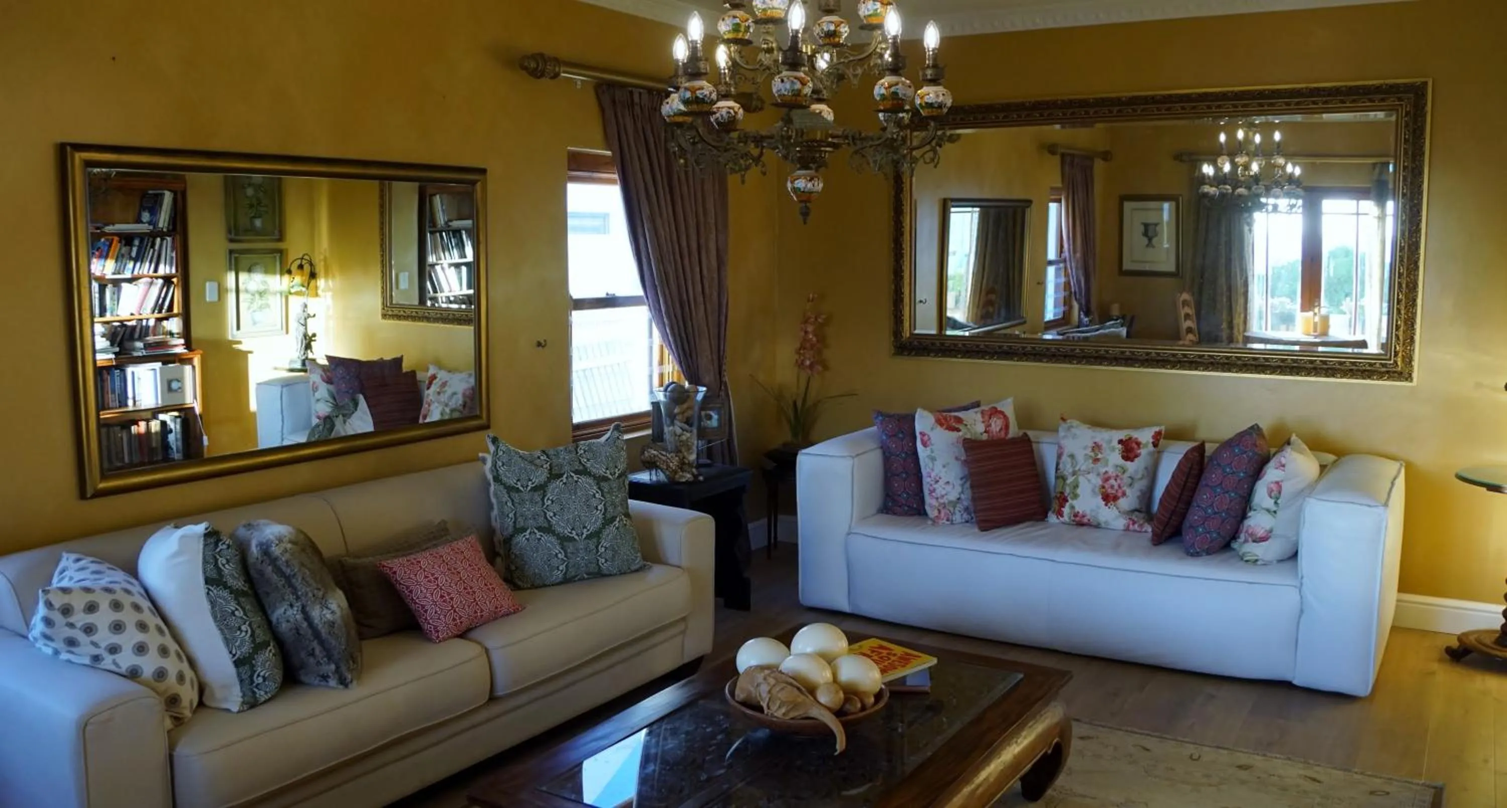 Communal lounge/ TV room in Paternoster Manor