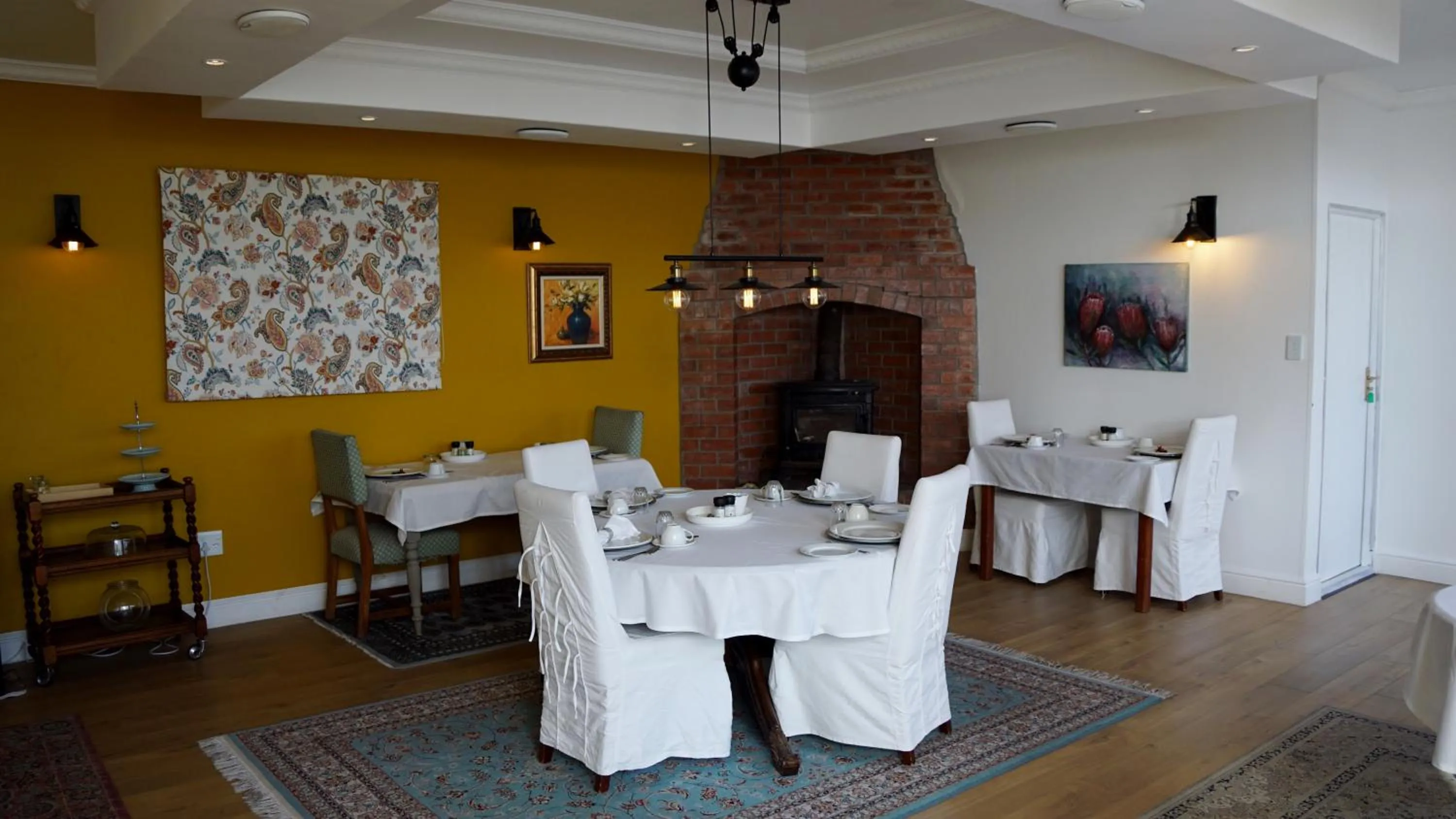 Dining area in Paternoster Manor