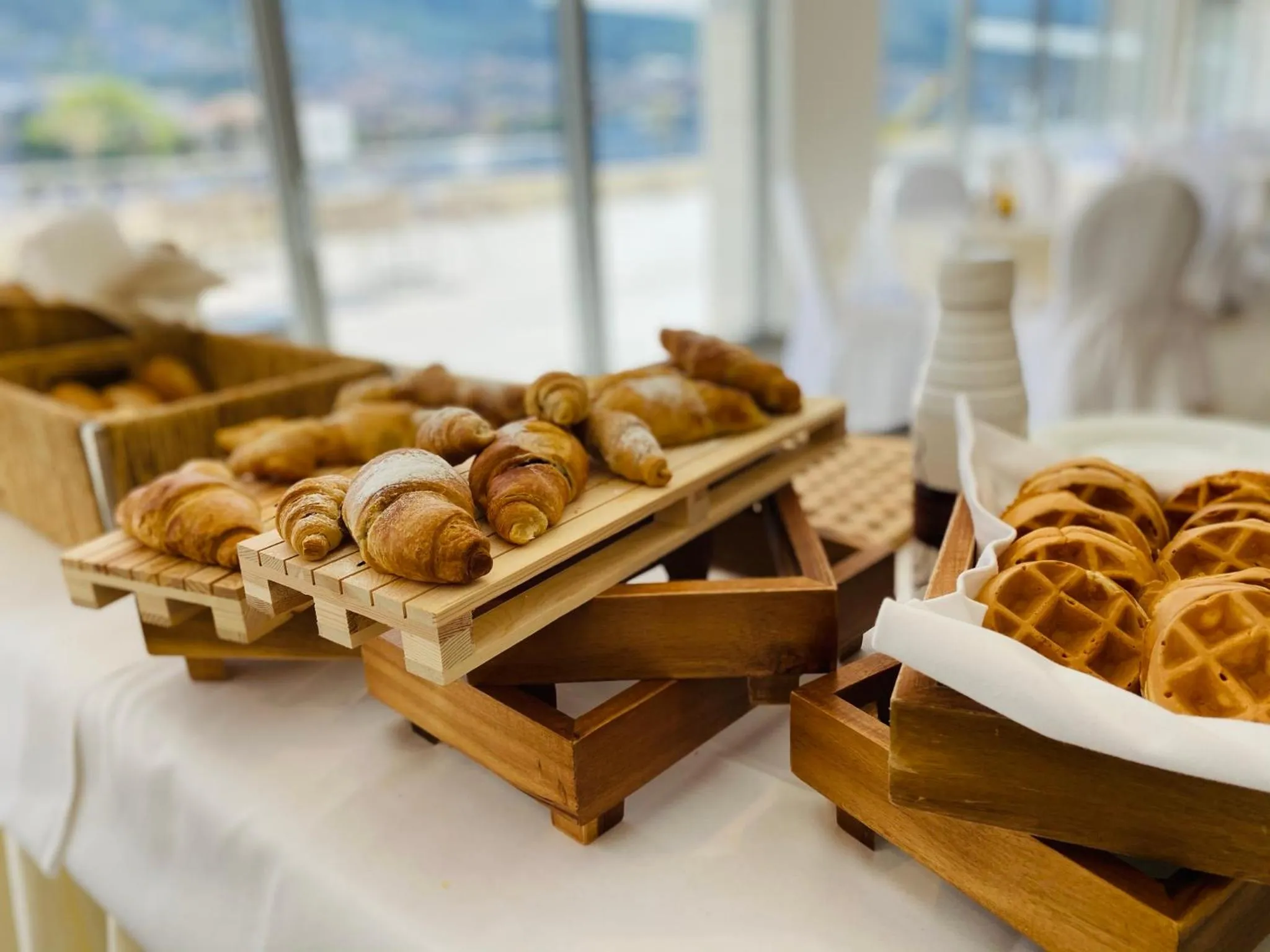 Buffet breakfast in Aparthotel Miramare