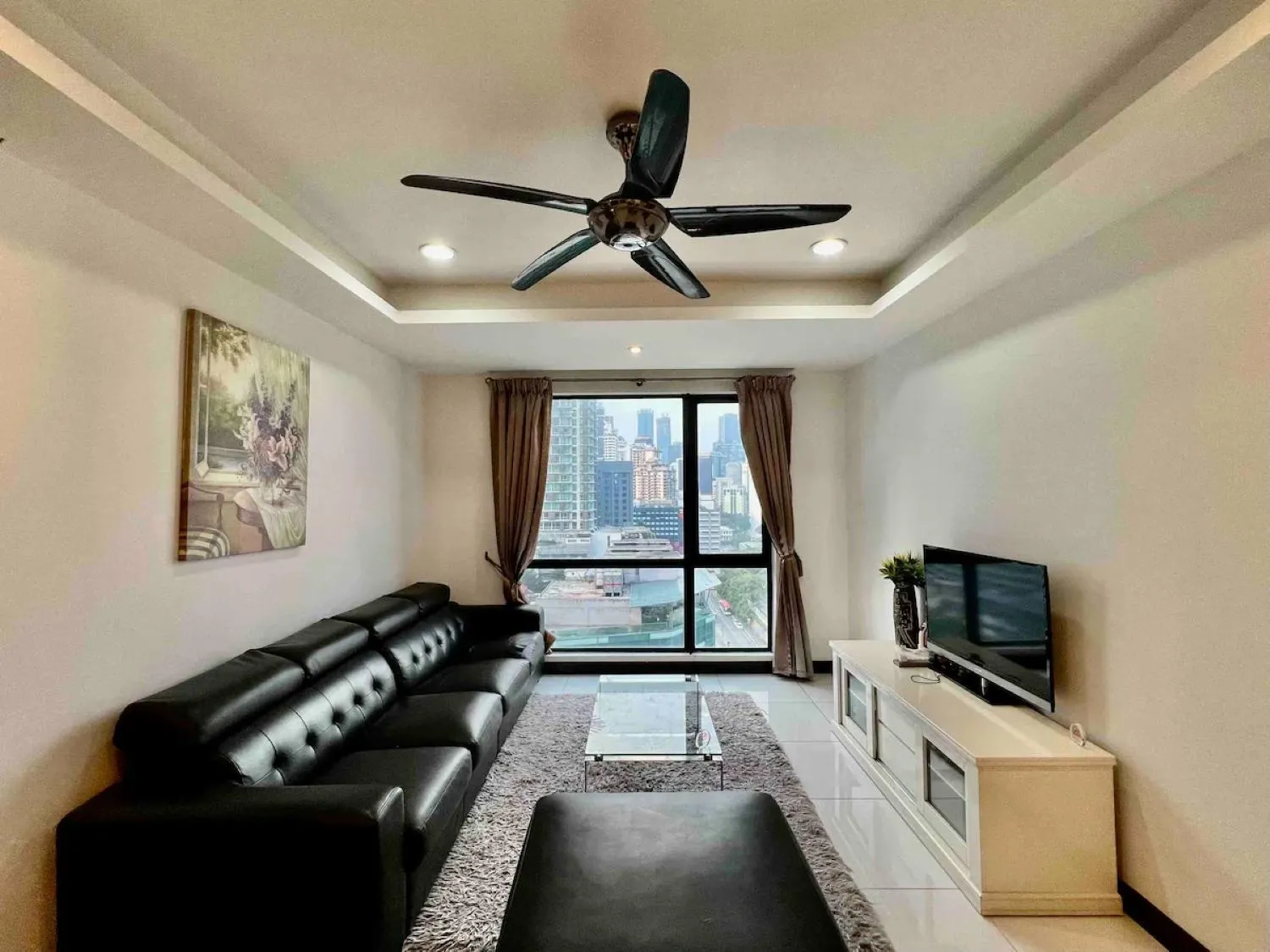 Communal lounge/ TV room in BBHomes at Casa Residency KL