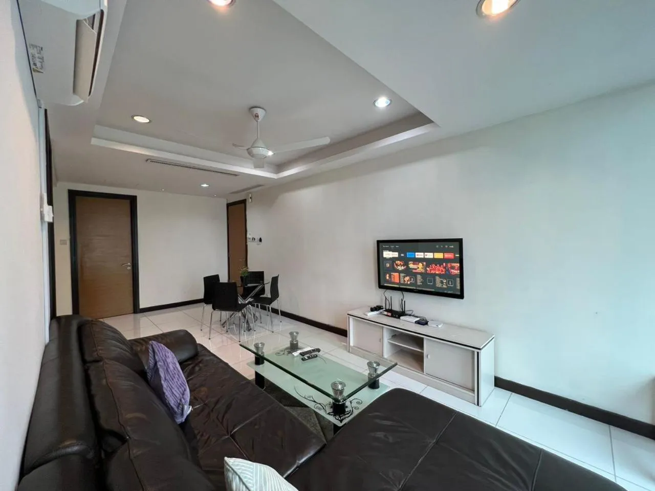Communal lounge/ TV room in BBHomes at Casa Residency KL