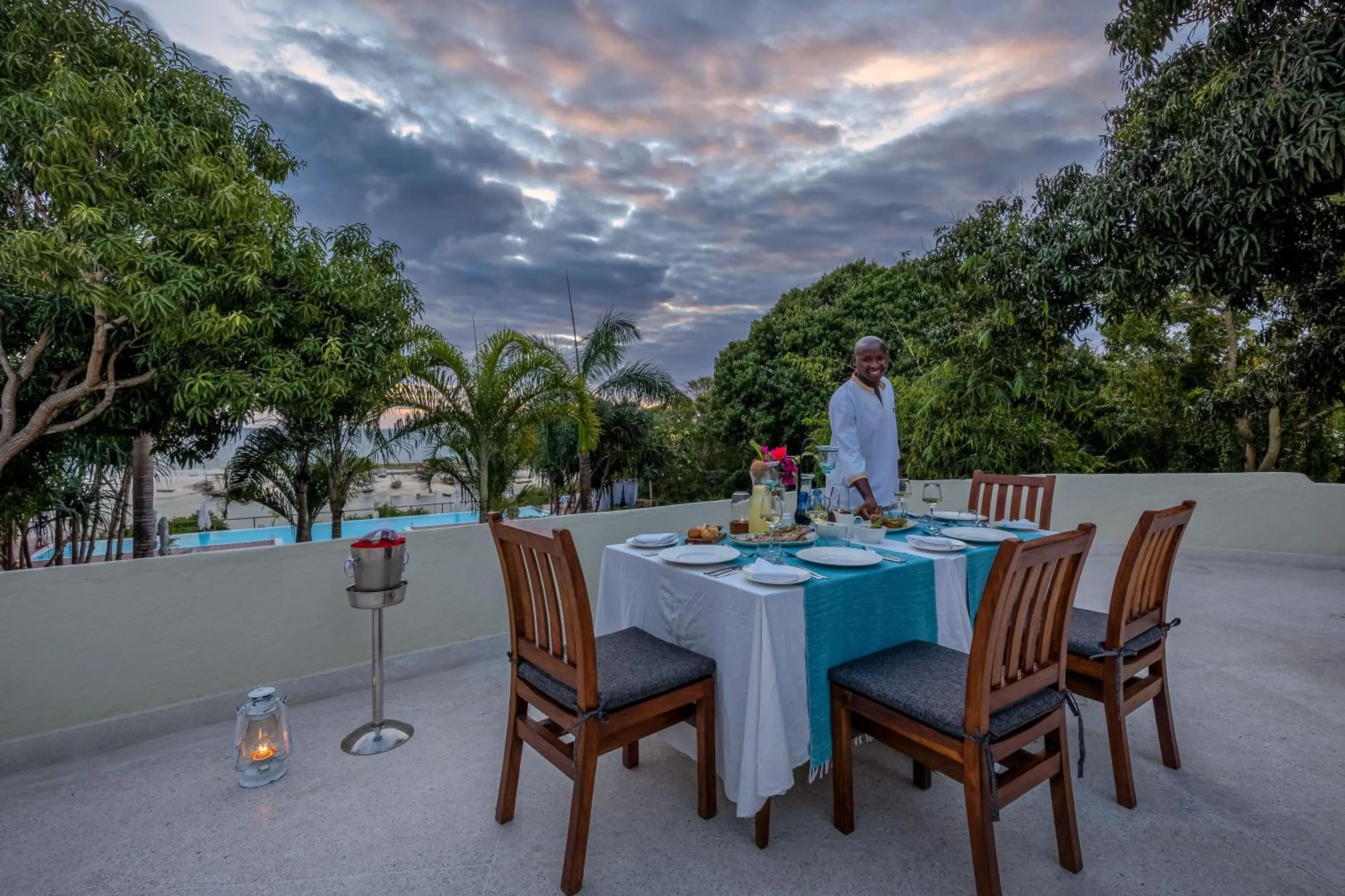 Restaurant/places to eat in Kilindi Zanzibar