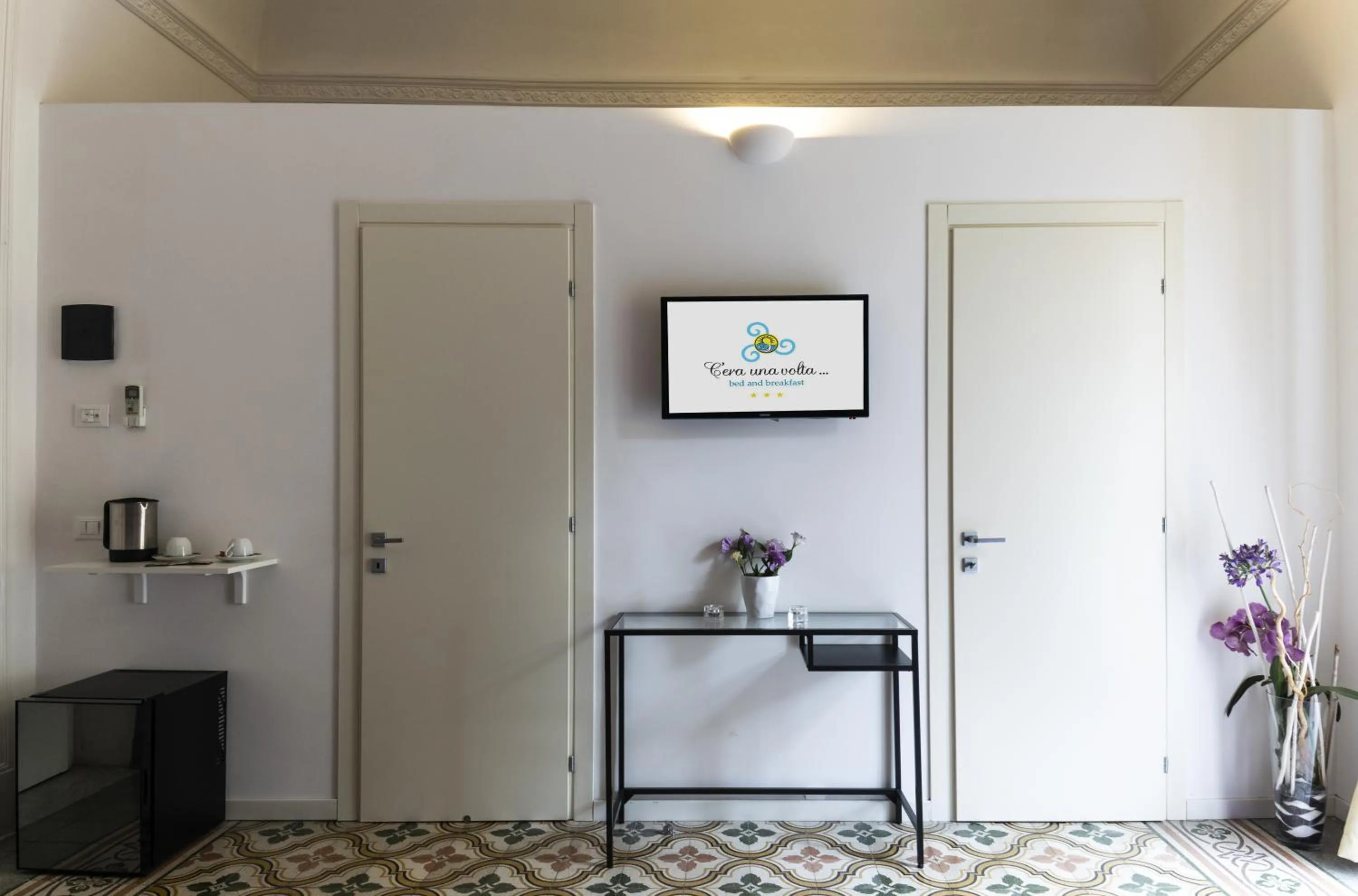 Property logo or sign in C'era Una Volta