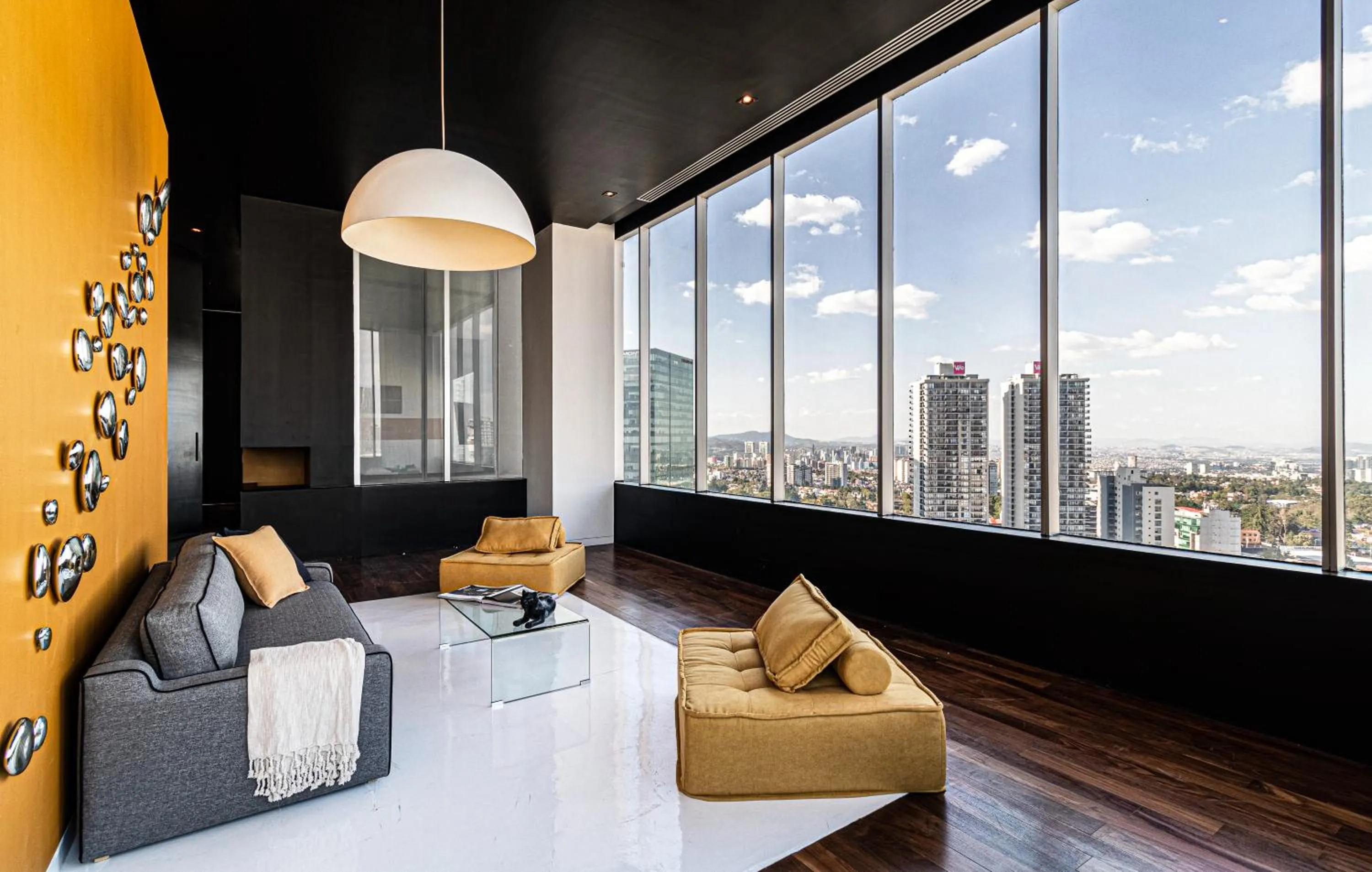 Living room in Collection Suites by Kukun