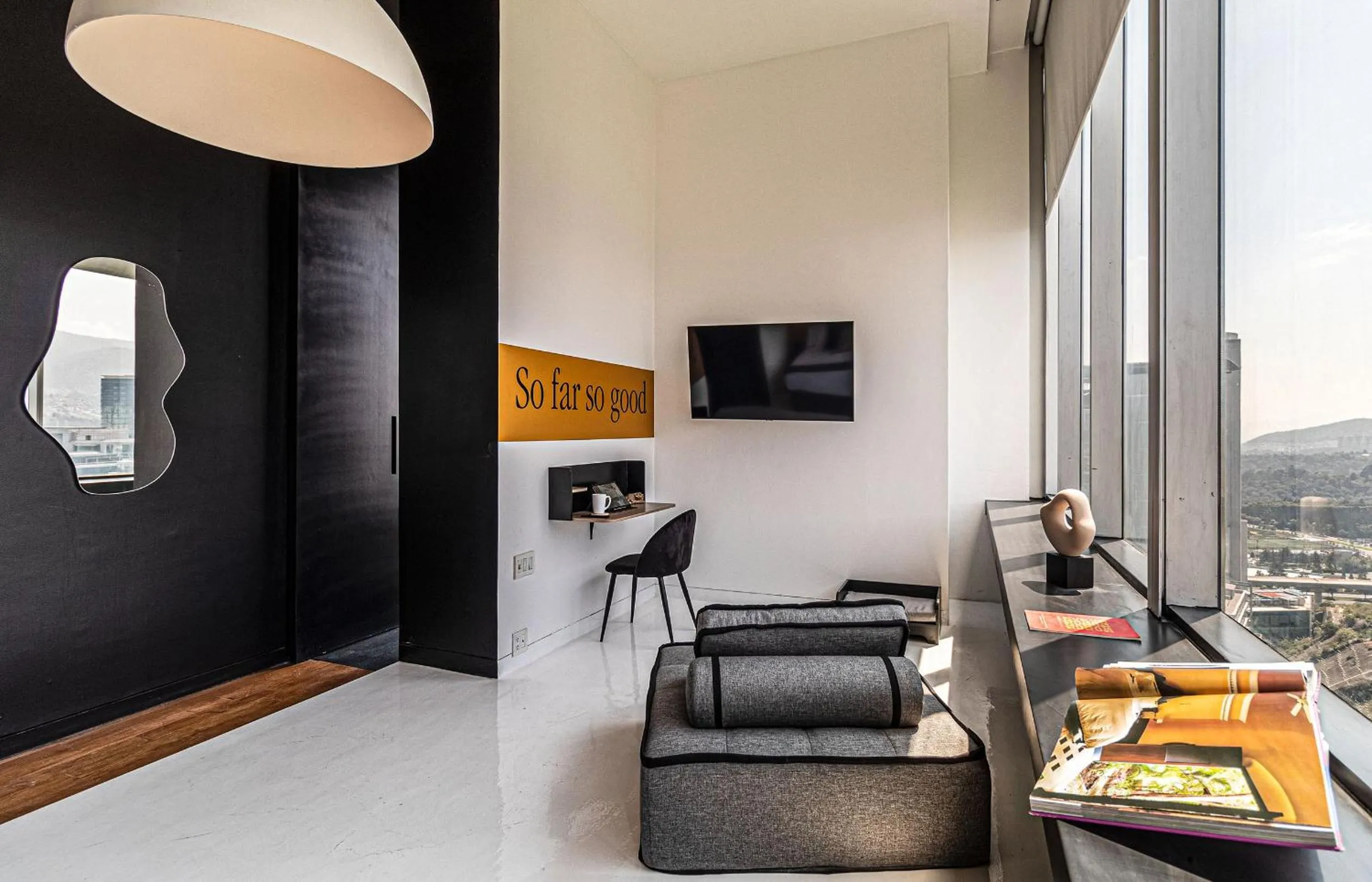 Photo of the whole room in Collection Suites by Kukun