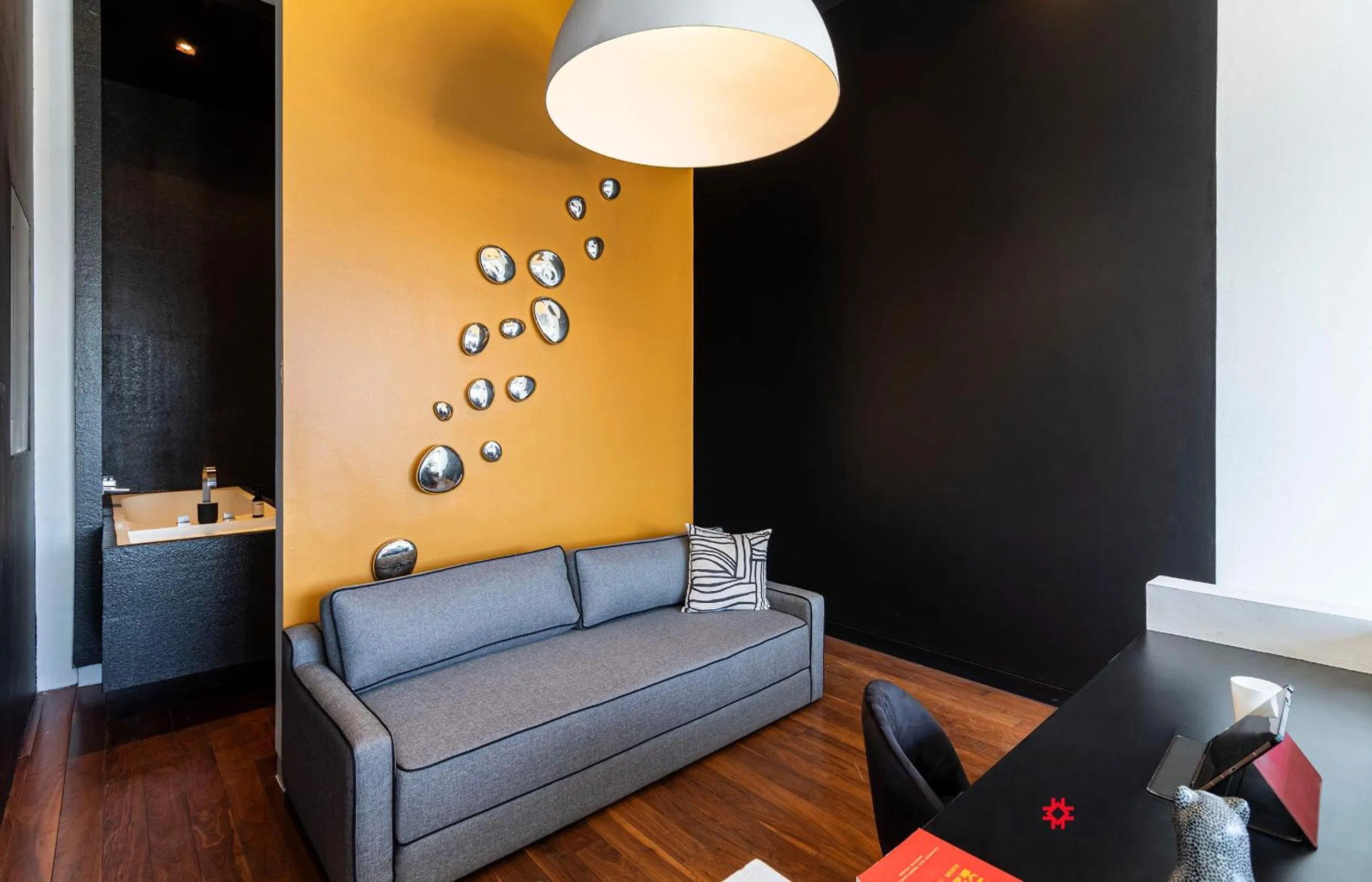 Living room in Collection Suites by Kukun