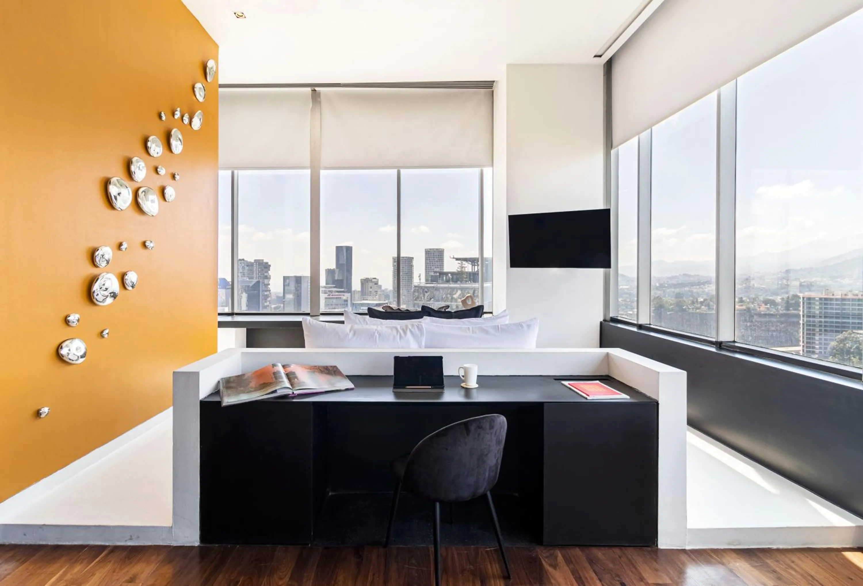 Seating area in Collection Suites by Kukun