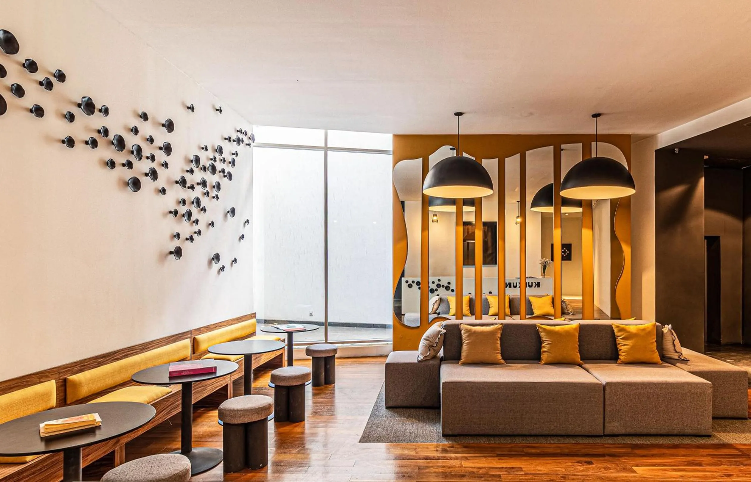 Lobby or reception in Collection Suites by Kukun