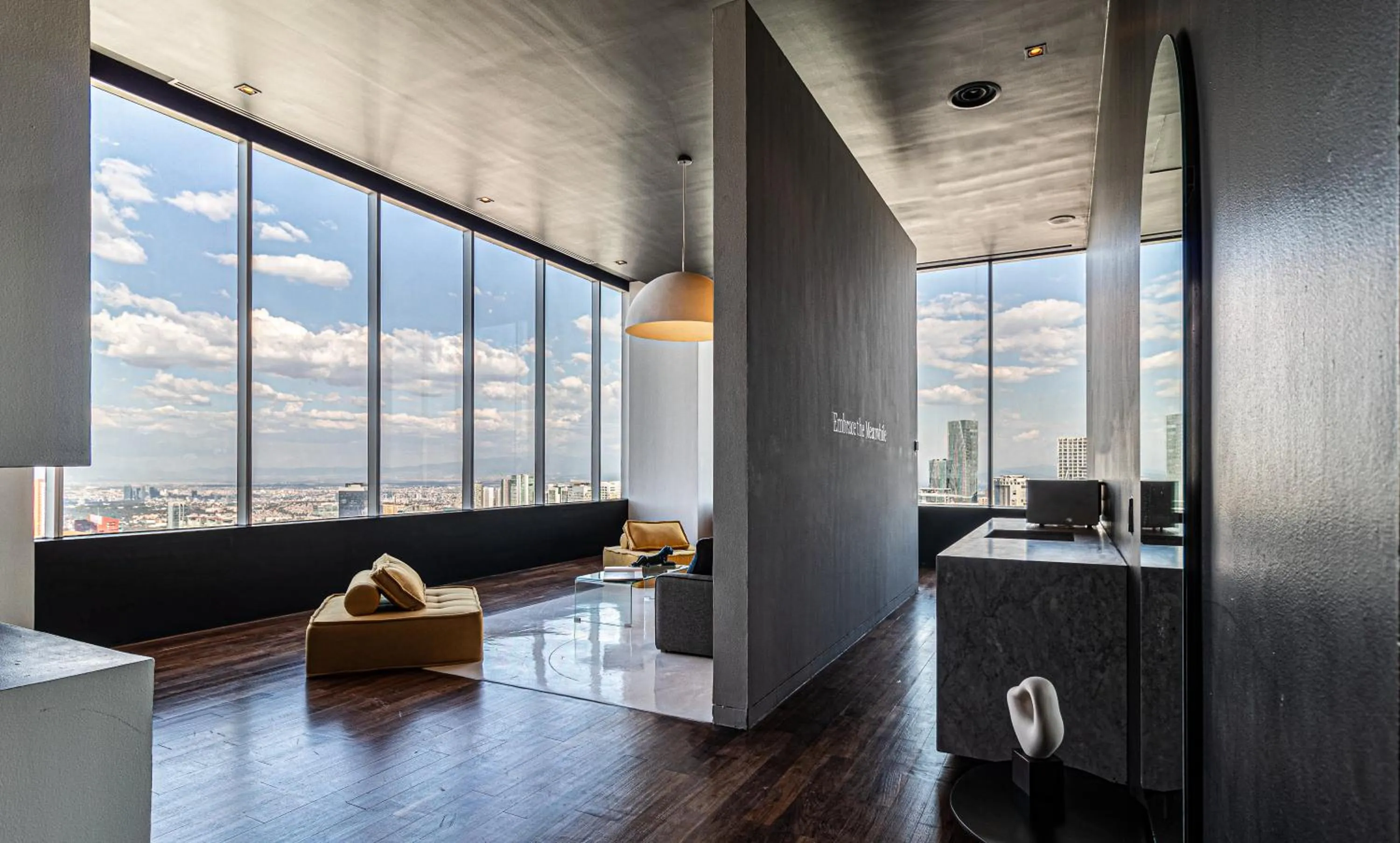 Photo of the whole room in Collection Suites by Kukun