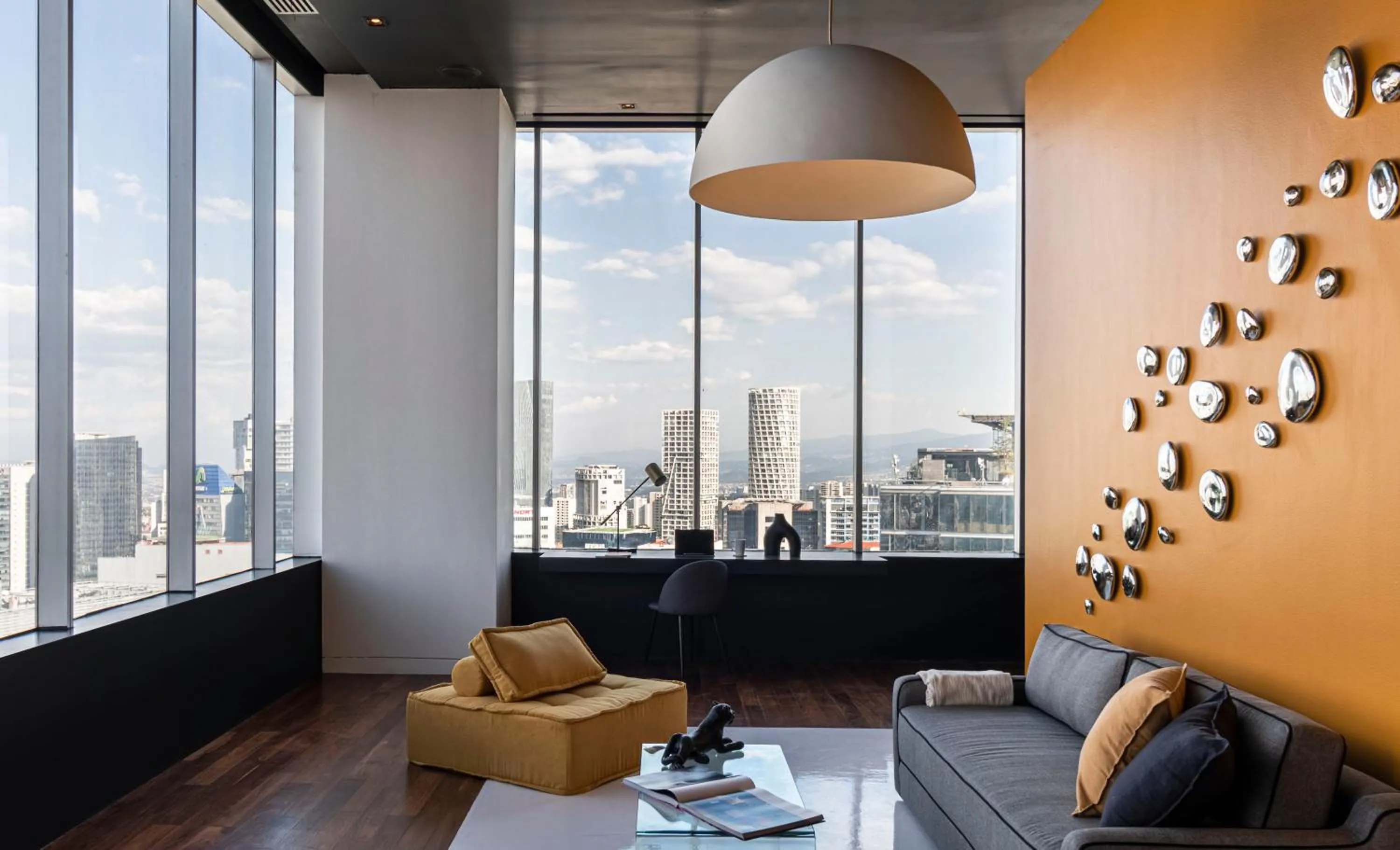 Living room in Collection Suites by Kukun