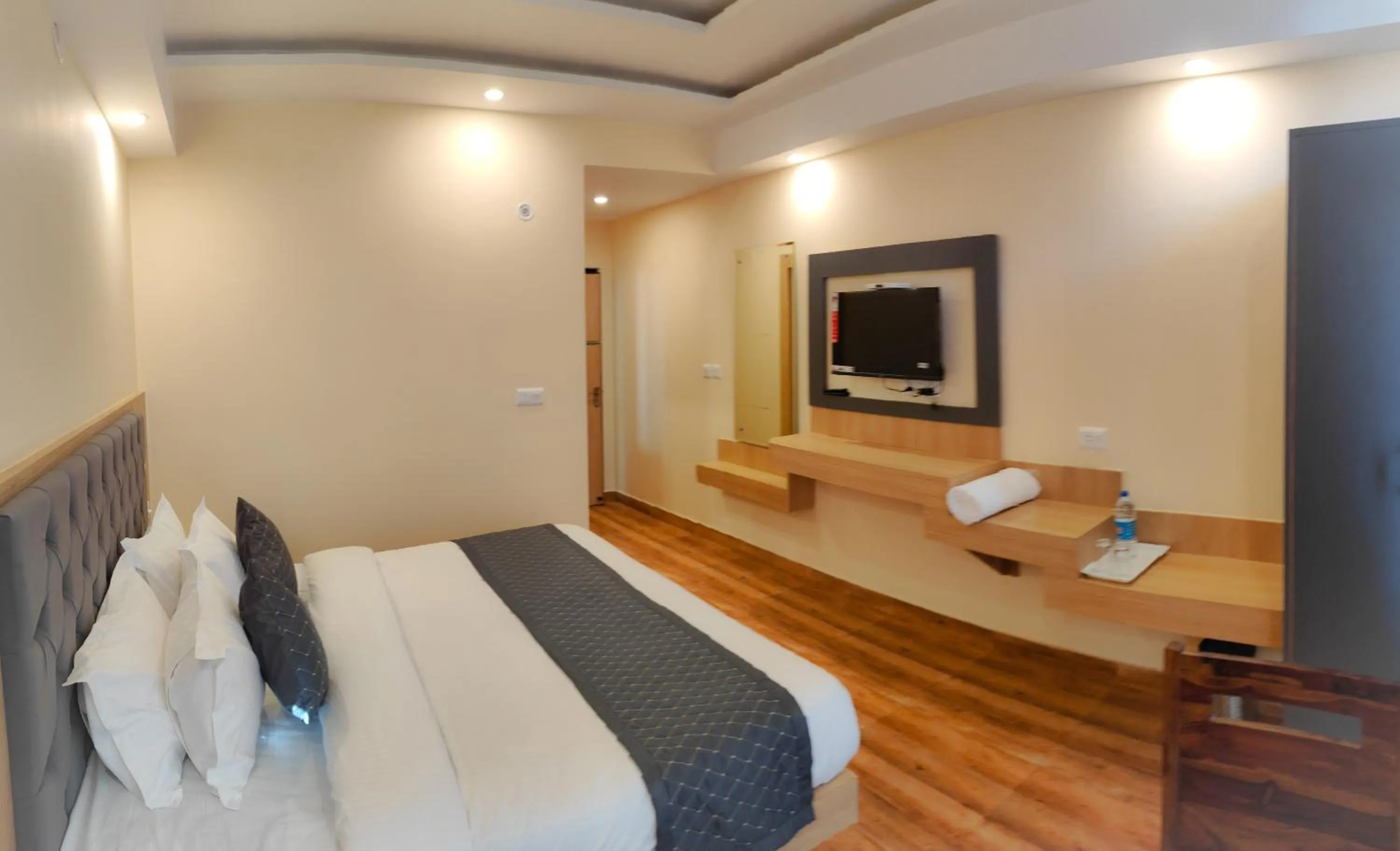 Bedroom, Bed in The Fragrance Hotel