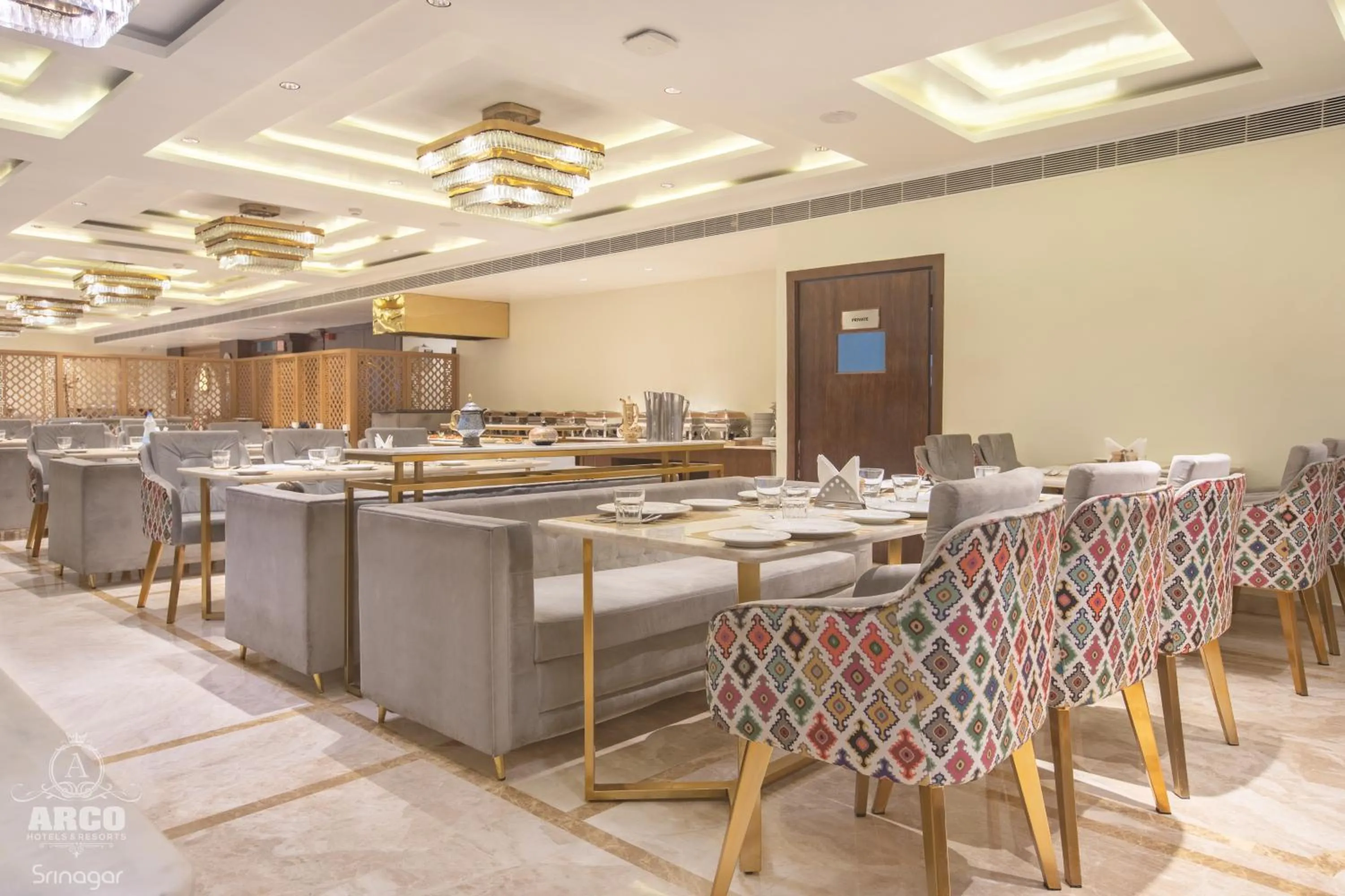 Restaurant/places to eat in ARCO Hotels and Resorts Srinagar