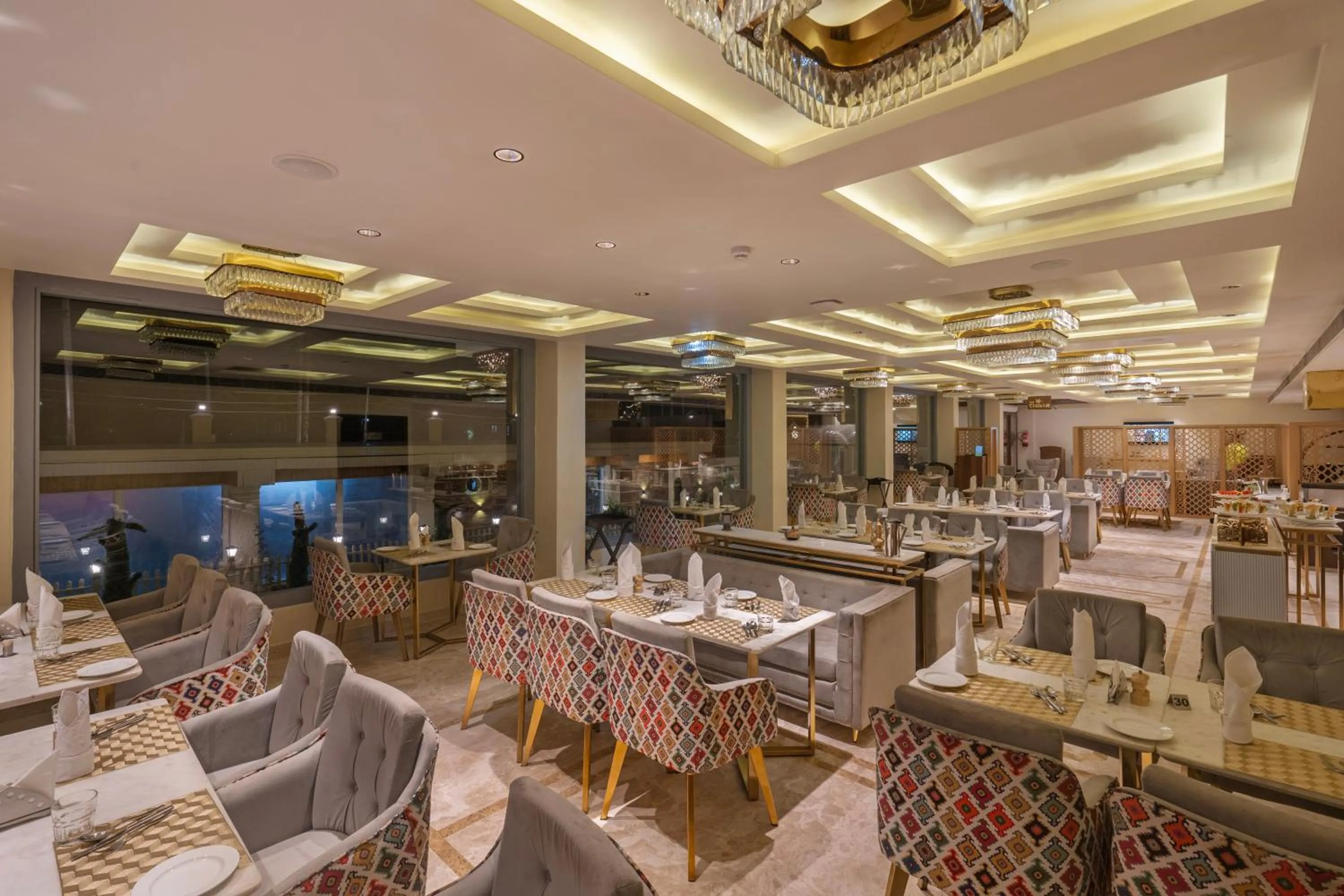 Restaurant/places to eat in ARCO Hotels and Resorts Srinagar