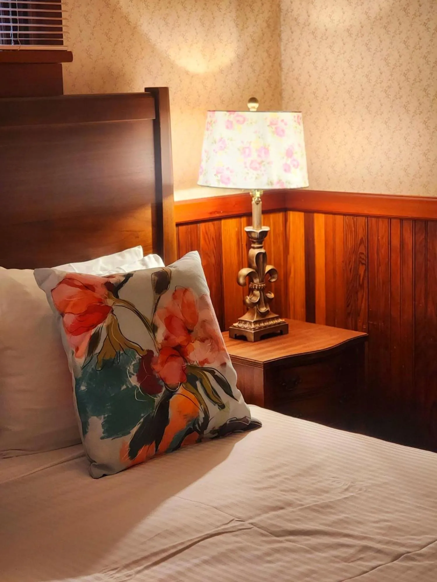 Bed in Miranda Gardens Resort