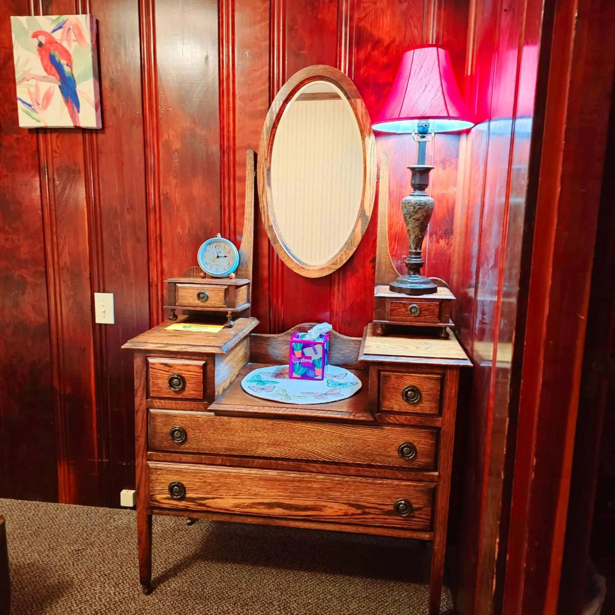 wardrobe in Miranda Gardens Resort