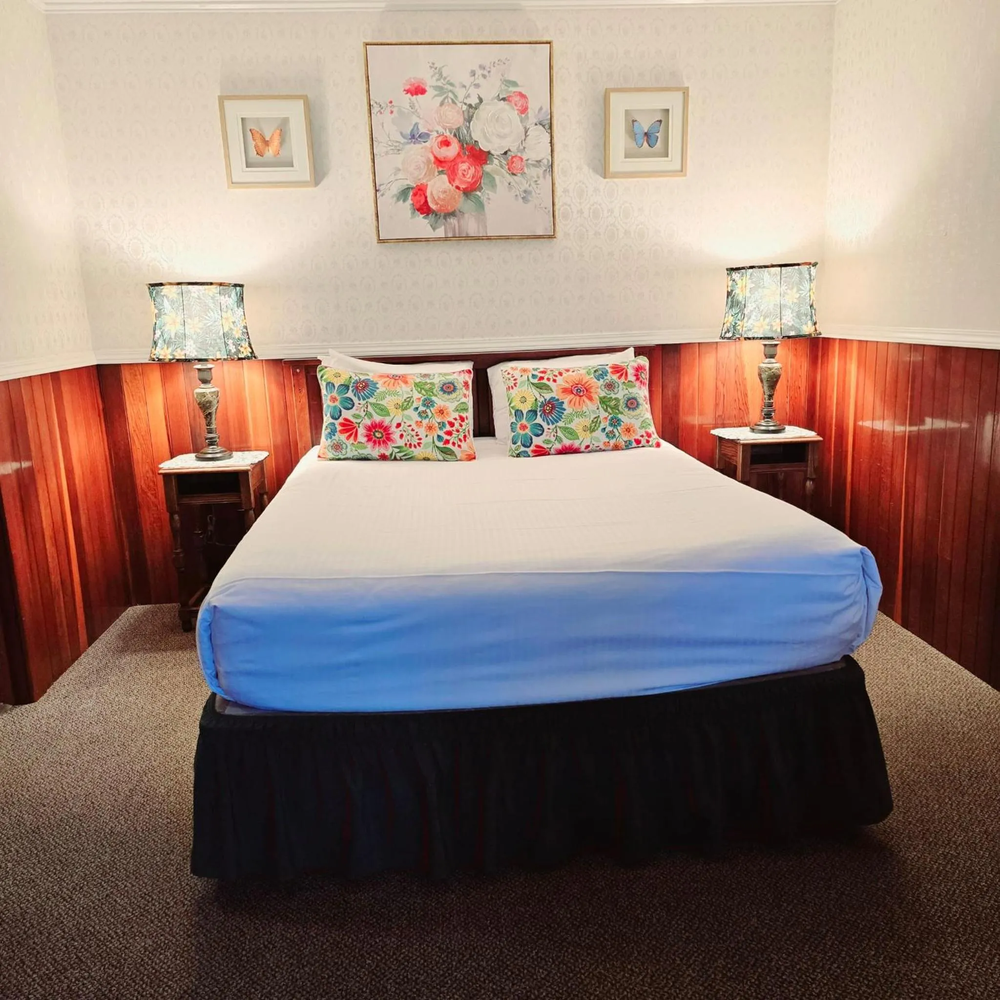 Bed in Miranda Gardens Resort