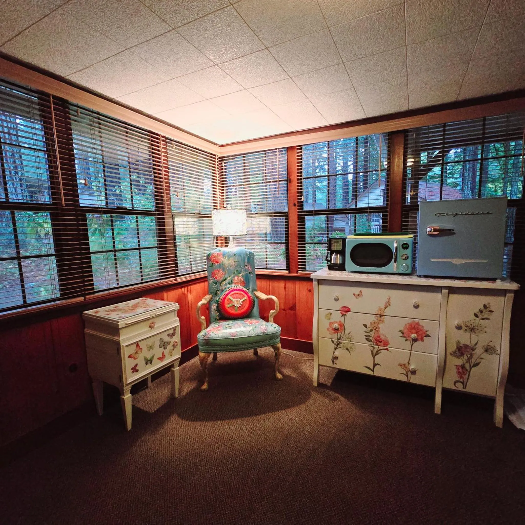 Coffee/tea facilities in Miranda Gardens Resort