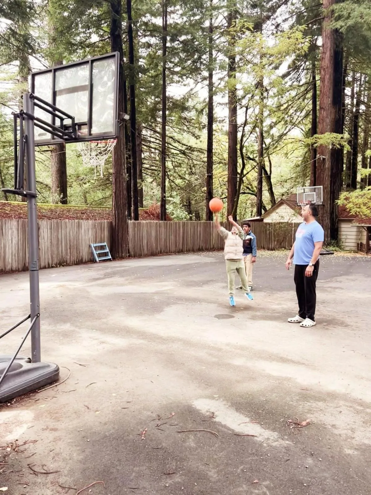 Evening entertainment in Miranda Gardens Resort