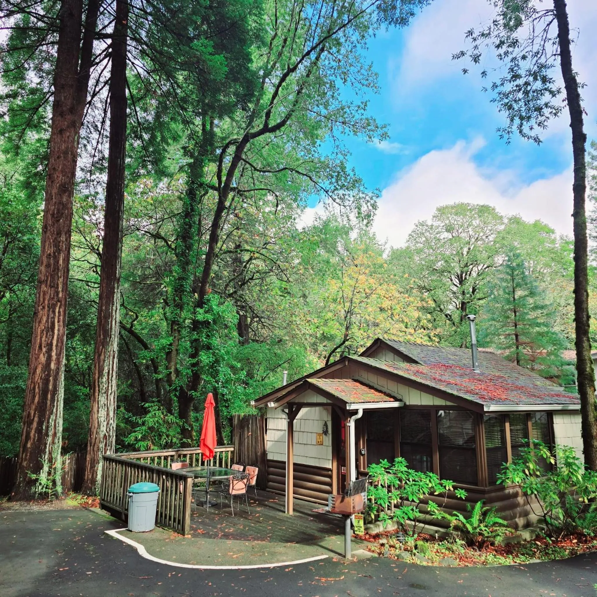 Property building in Miranda Gardens Resort