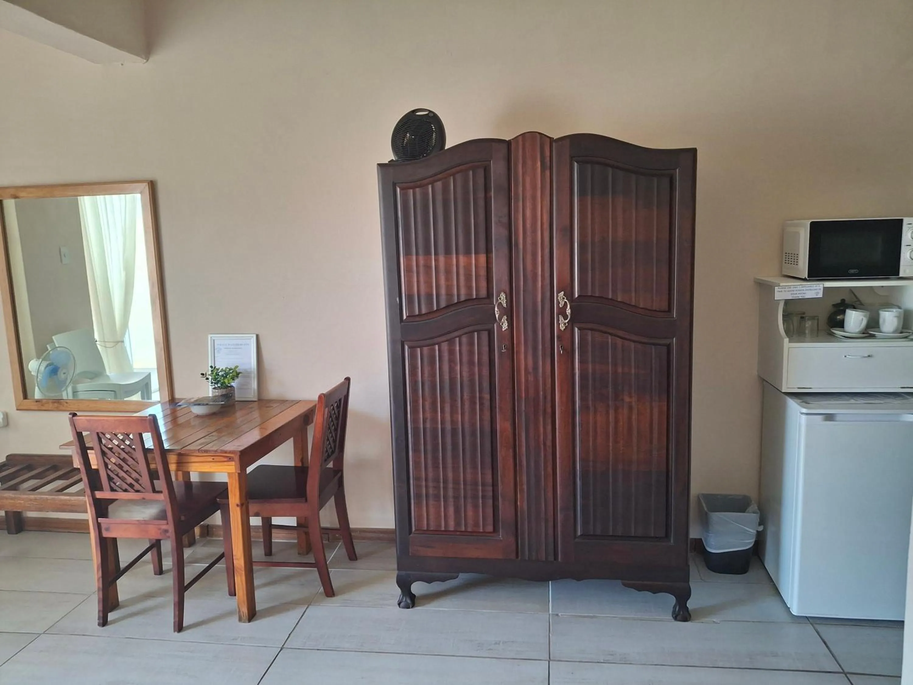 wardrobe in Whale Watchers Inn