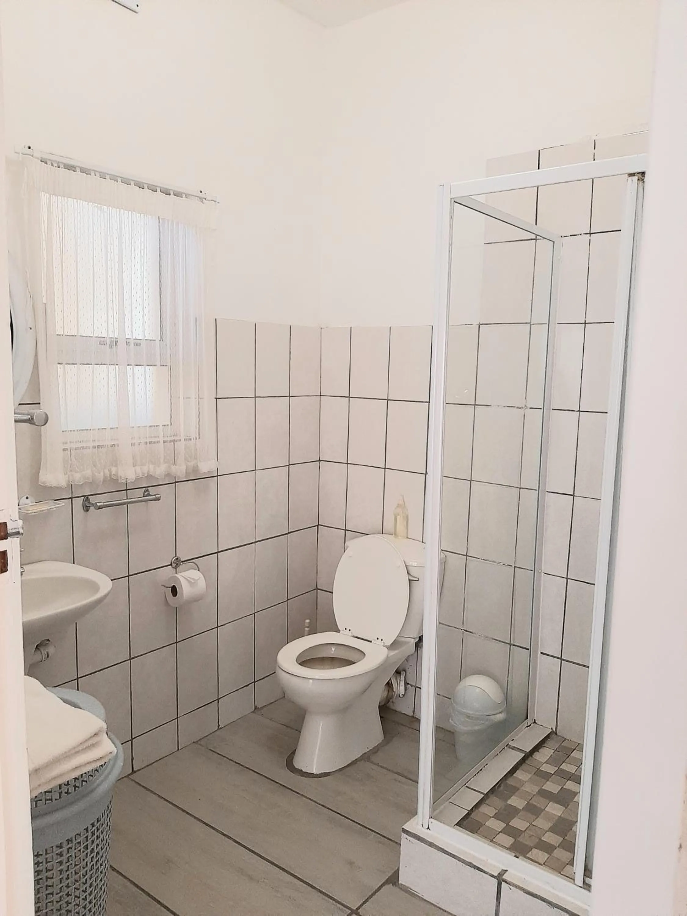 Bathroom in Whale Watchers Inn