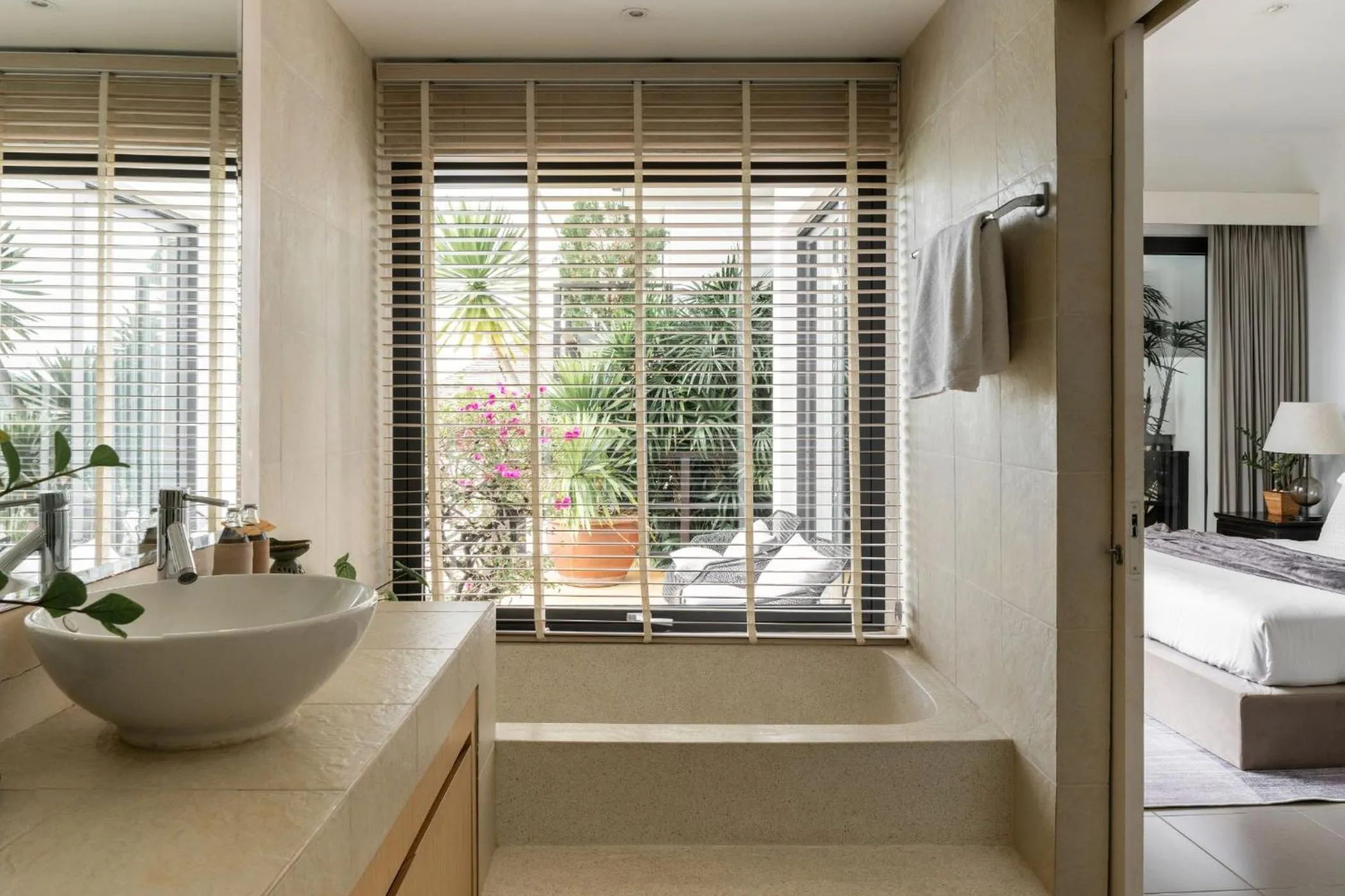 Bathroom in Villa Mullion Cove