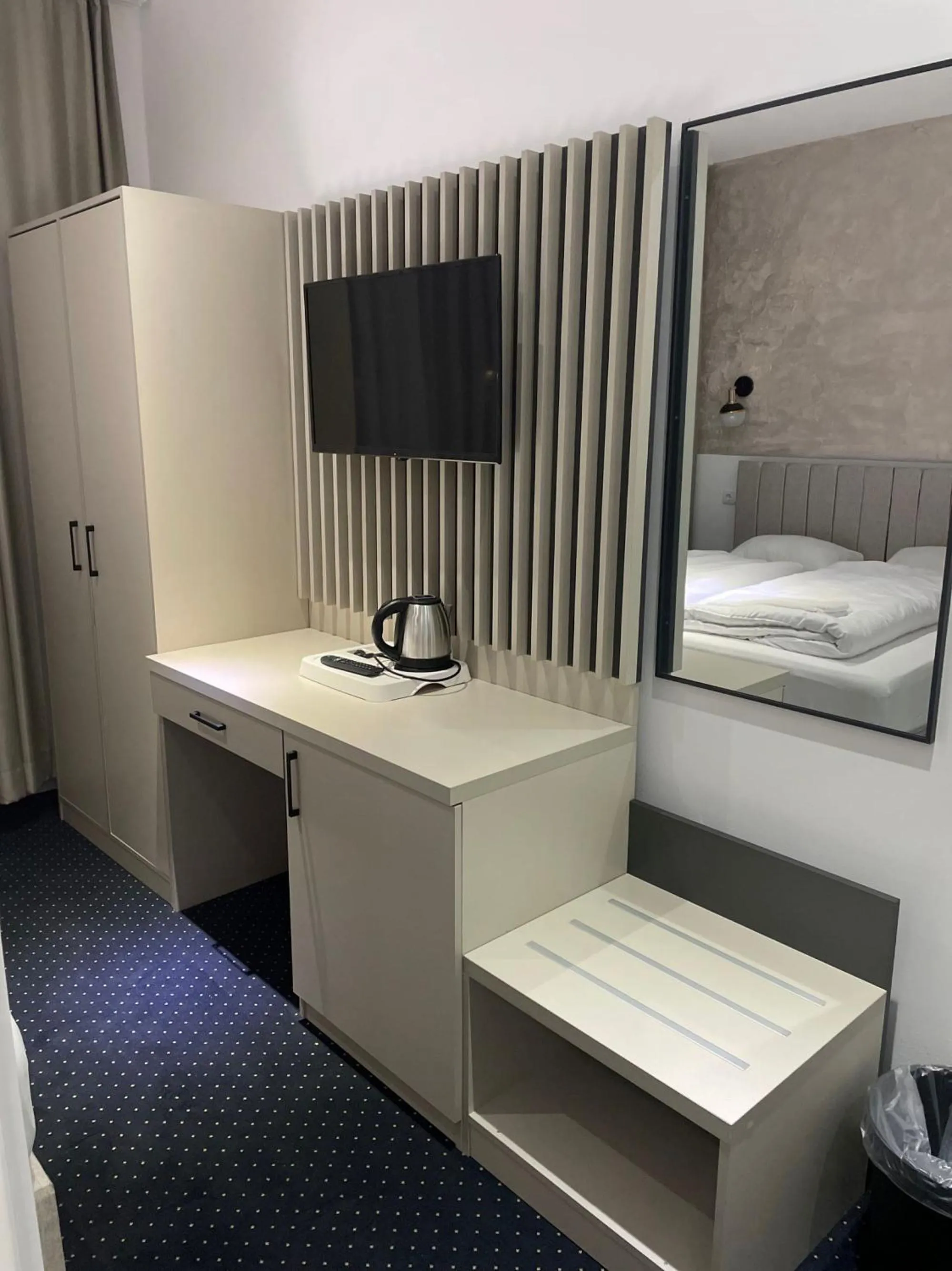 TV and multimedia, Bed in Gastpark Hotel